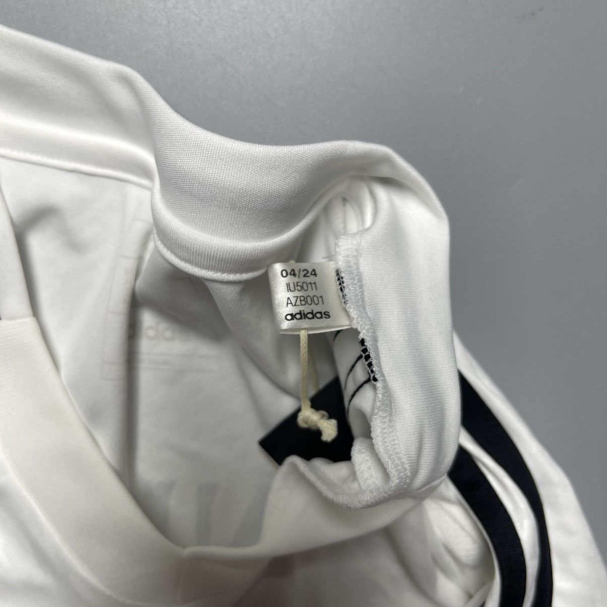 Adidas REAL MADRID ADIDAS 2024/2025 FOOTBALL HOME JERSEY #7 VINI Size US XL / EU 56 / 4 - 6 Thumbnail