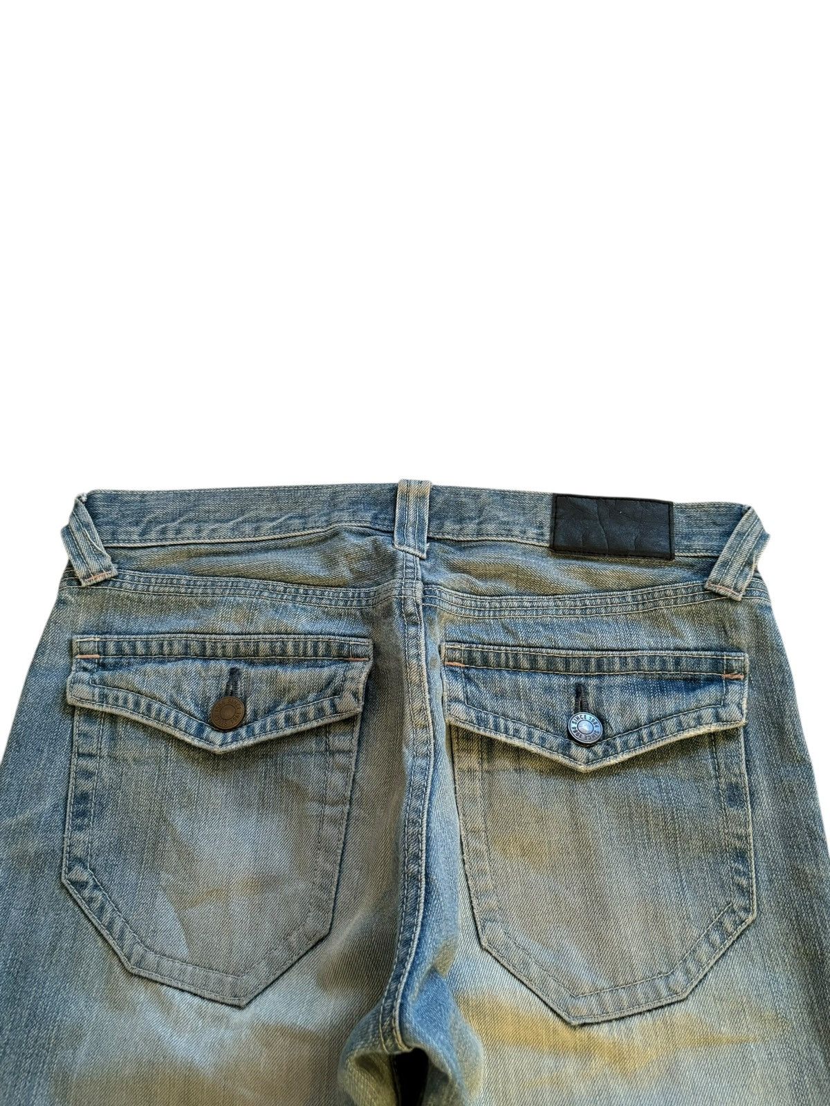 Uniqlo Vintage Uniqlo Rusty Mud Wash Distressed Ripped Flare Jeans Size US 33 - 8 Thumbnail