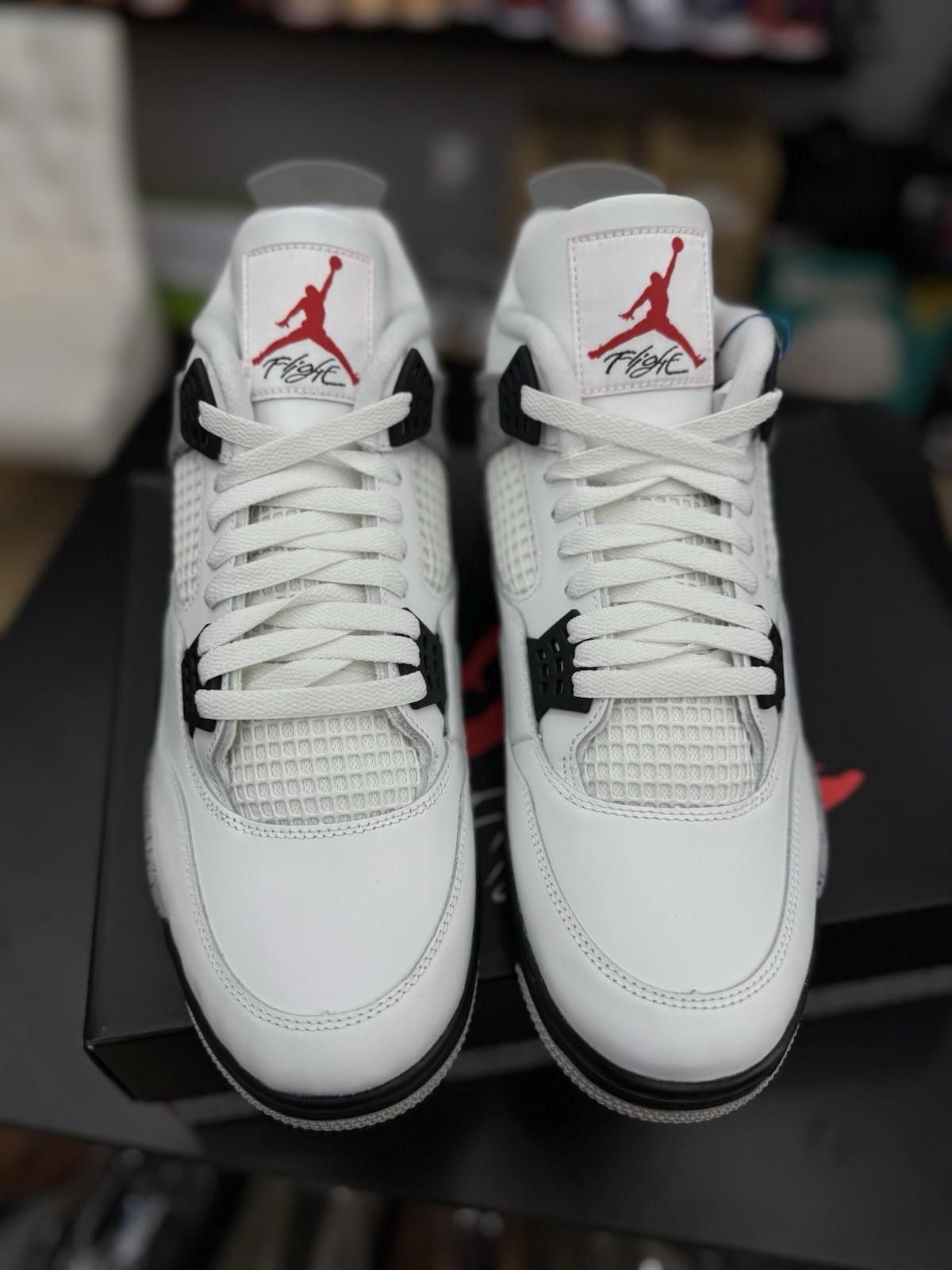 Nike Size 13 - Nike Air Jordan 4 Retro White Cement 2025 New Size US 13 / EU 46 - 4 Thumbnail