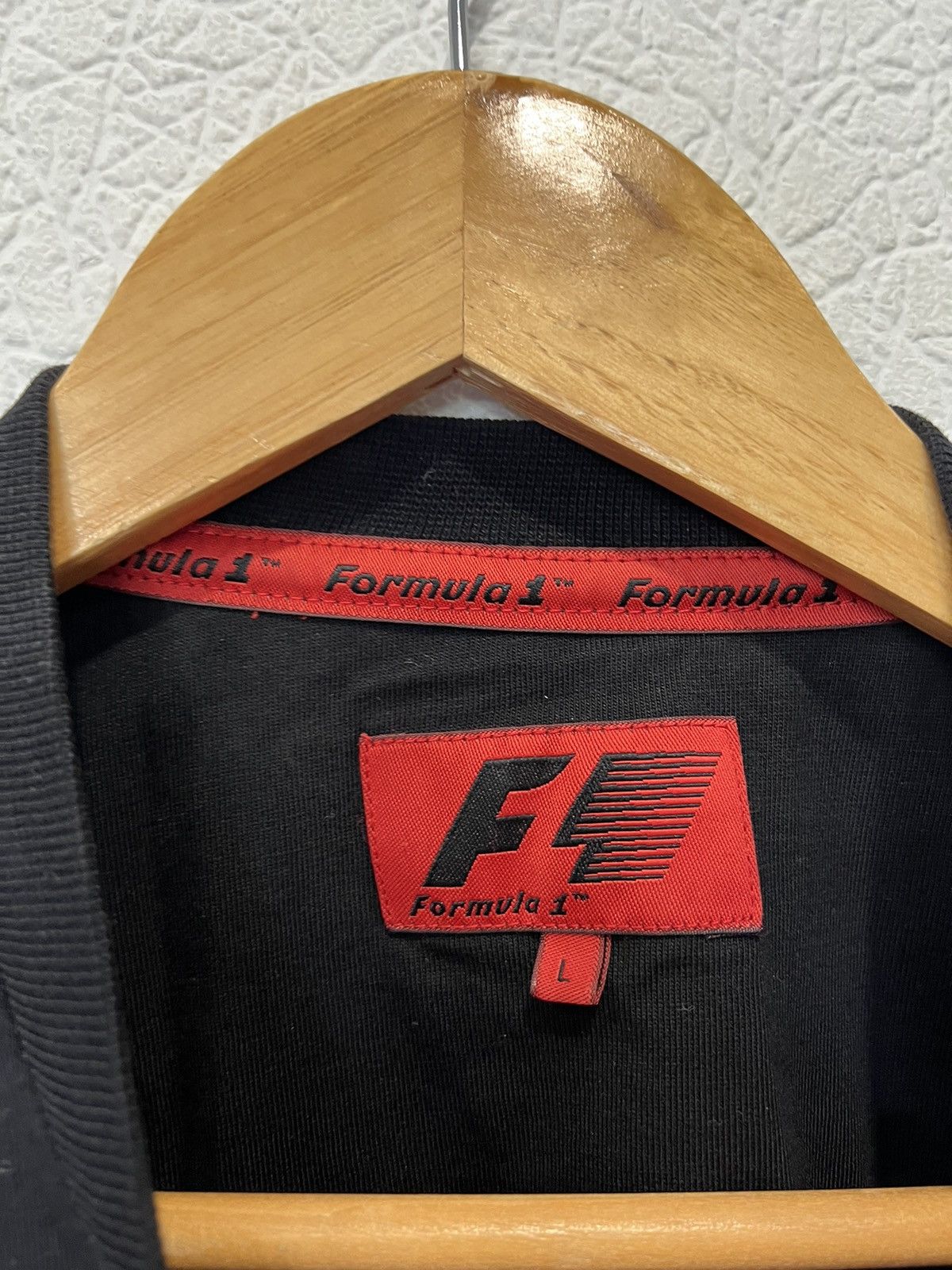 Other Vintage Formula 1 F-1 Black T Shirt Racing Size US L / EU 52-54 / 3 - 3 Thumbnail