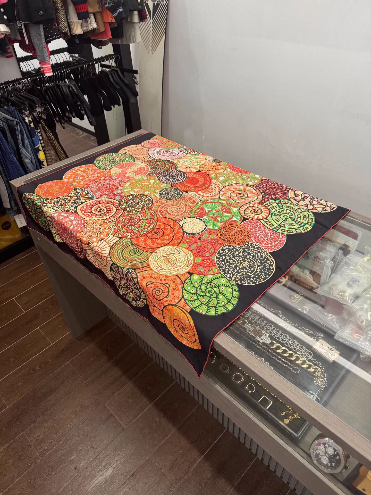 Hermes Hermes Snail Dream Colorful Snail Shell Logo Scarf Size ONE SIZE - 1 Thumbnail