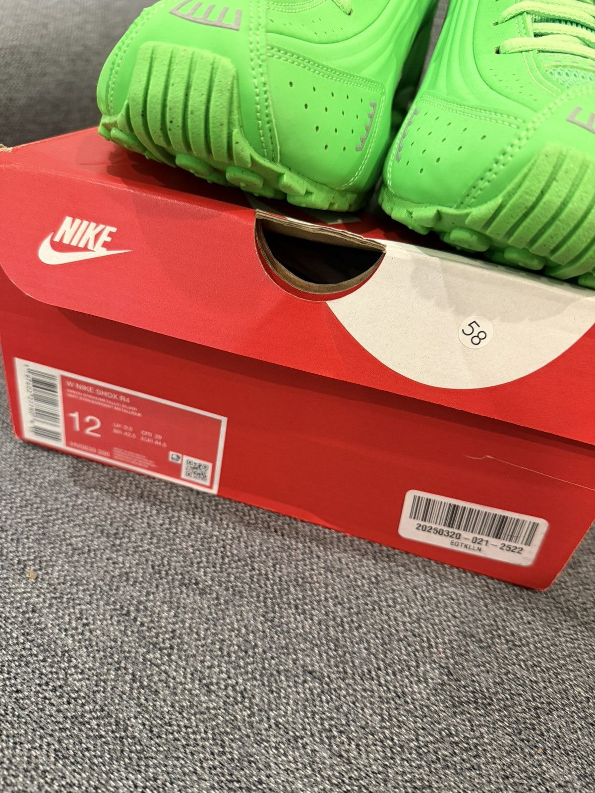 Nike Nike Shox R4 Lime Green Strike Size US 10.5 / EU 43-44 - 5 Thumbnail
