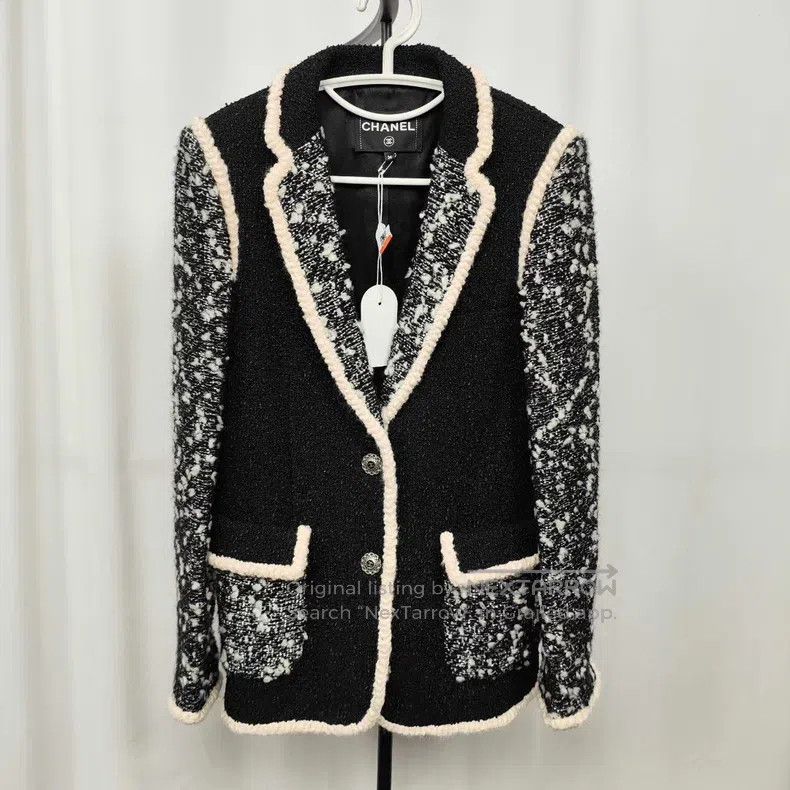 Chanel Chanel Snow series black and white-bordered tweed coat Size XS / US 0-2 / IT 36-38 - 1 Thumbnail