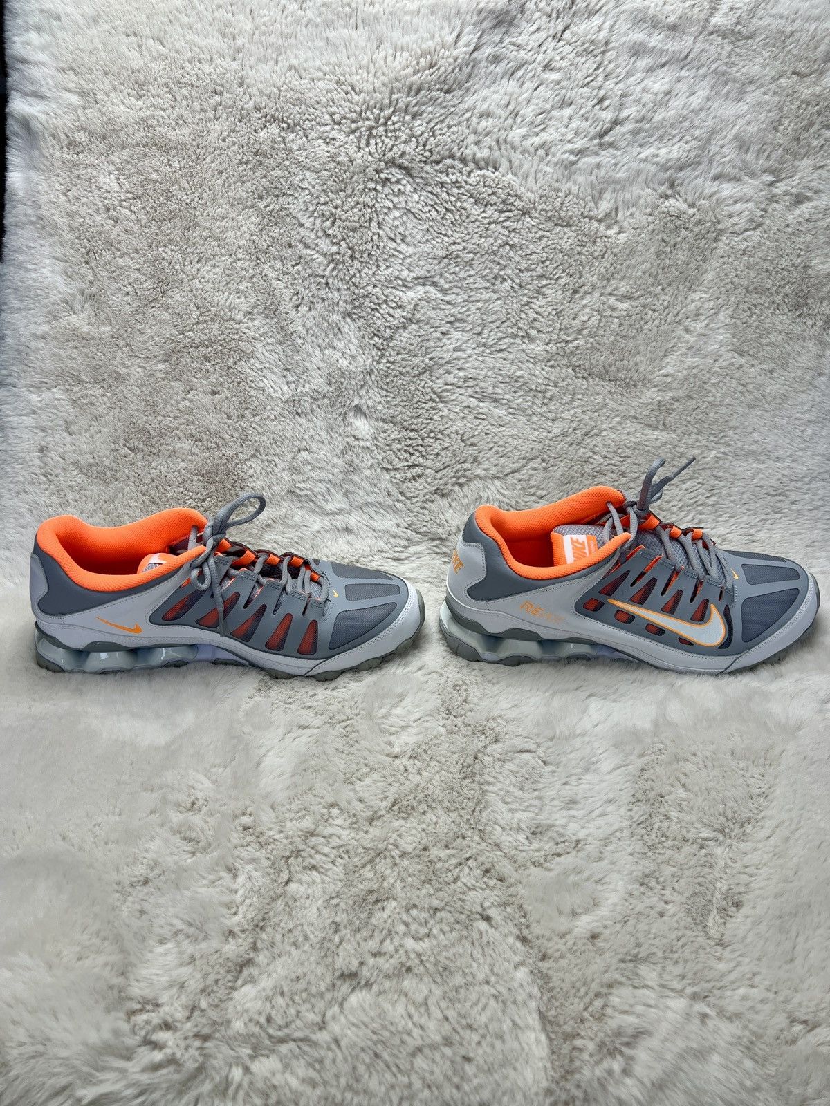 Nike Nike Sneakers REAX 8 TR Wolf Grey Total Orange Size US 10.5 / EU 43-44 - 5 Thumbnail