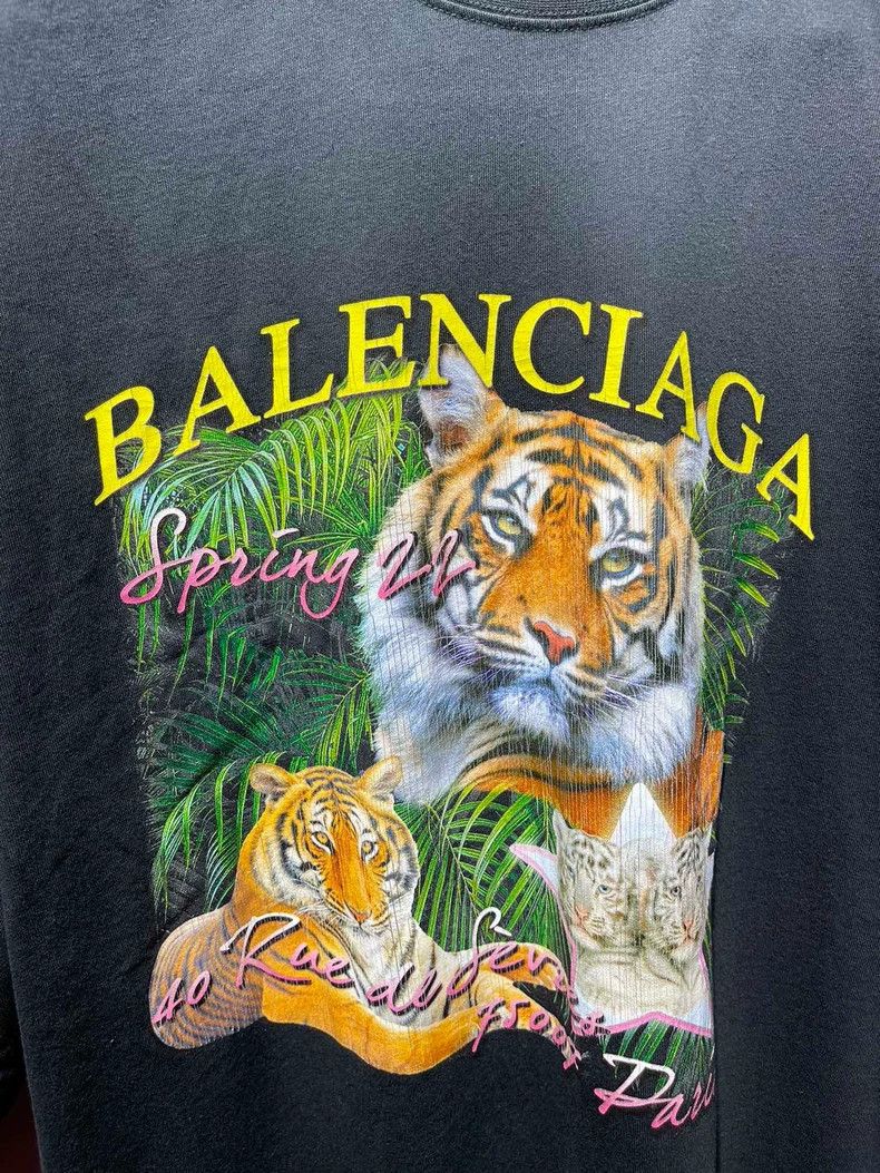 Balenciaga Balenciaga Tiger t-shirt Size US XL / EU 56 / 4 - 2 Thumbnail