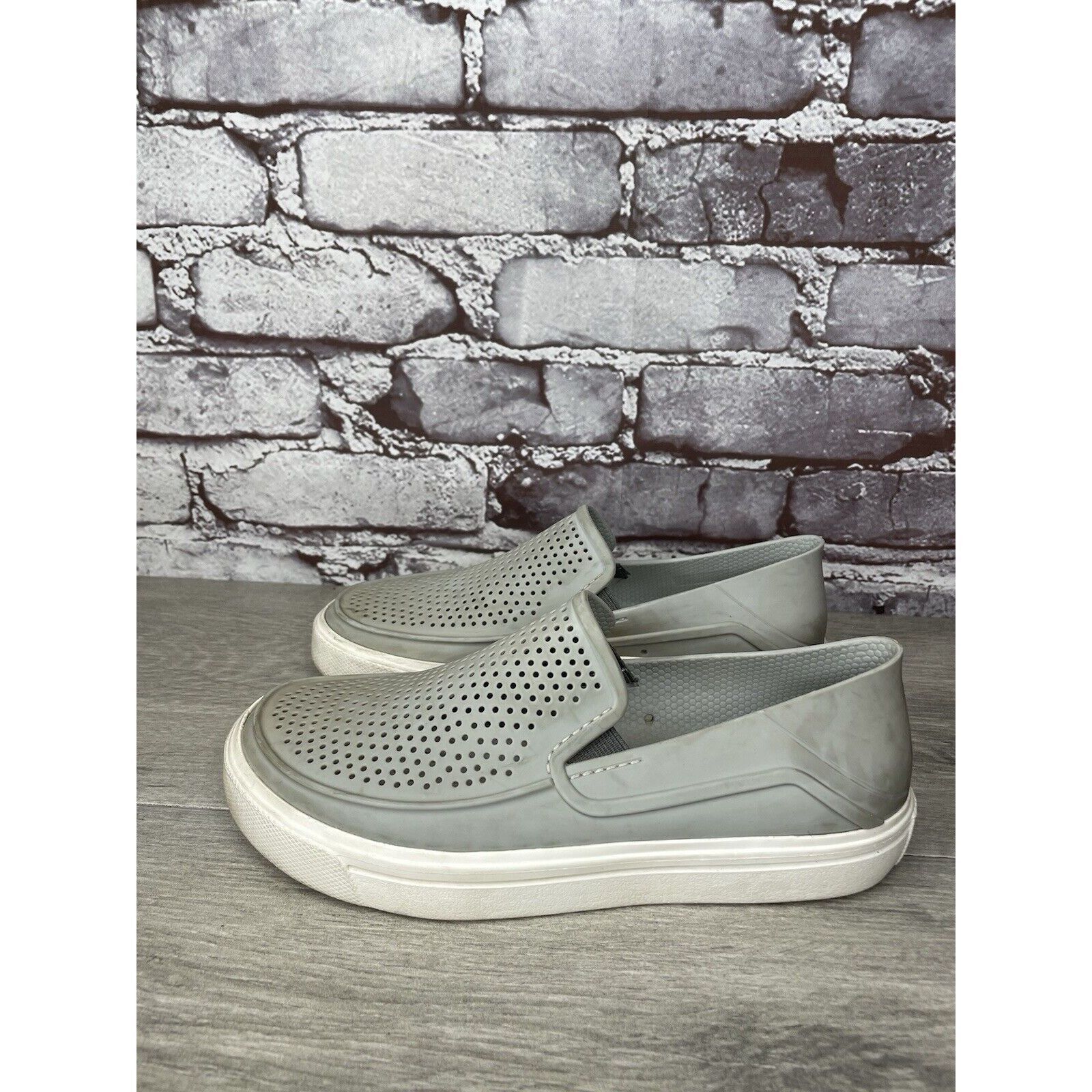 Crocs Crocs Iconic Comfort Citilane Roka Gray Perforated Loafers S Size US 5.5 / IT 35.5 - 12 Thumbnail
