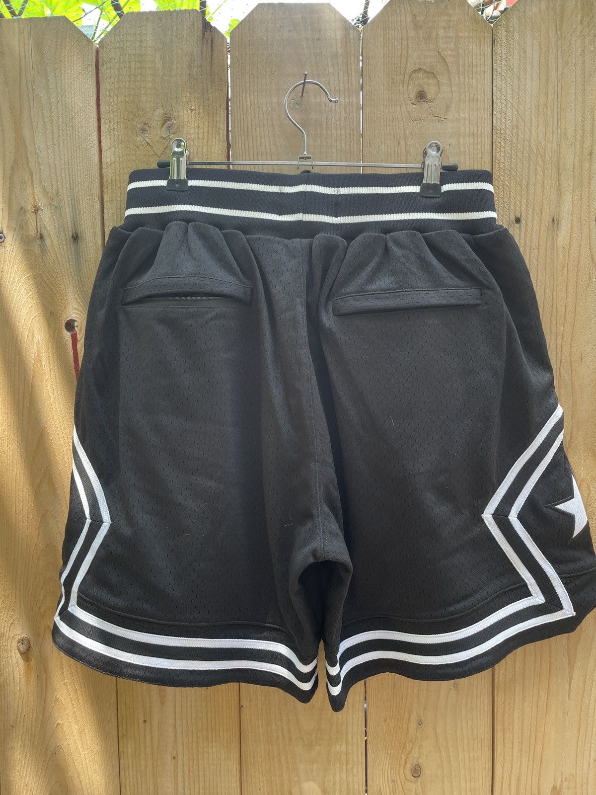 Milfdad MILFDAD spell out basketball shorts Size US 31 - 3 Thumbnail