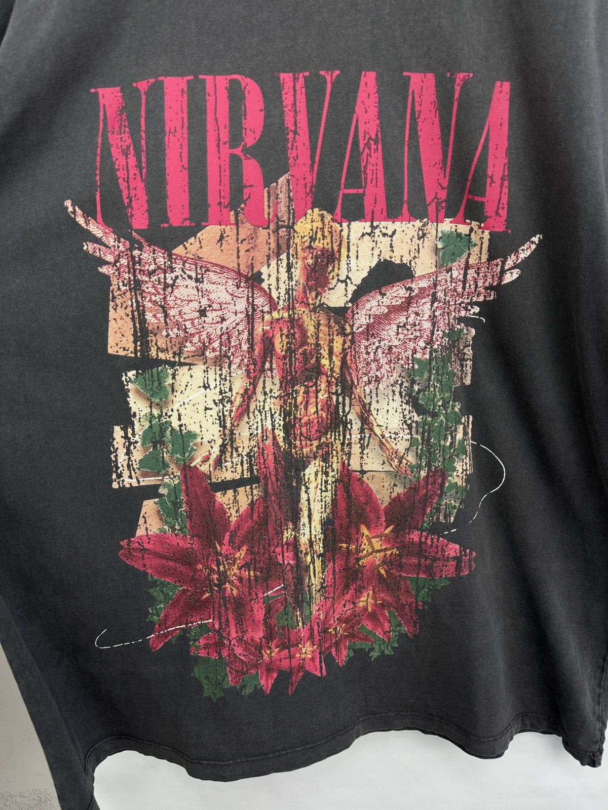 Nirvana 🇺🇸 Vintage Y2K Nirvana In Utero Kurt Cobain T-Shirt Rare Size US XL / EU 56 / 4 - 4 Thumbnail