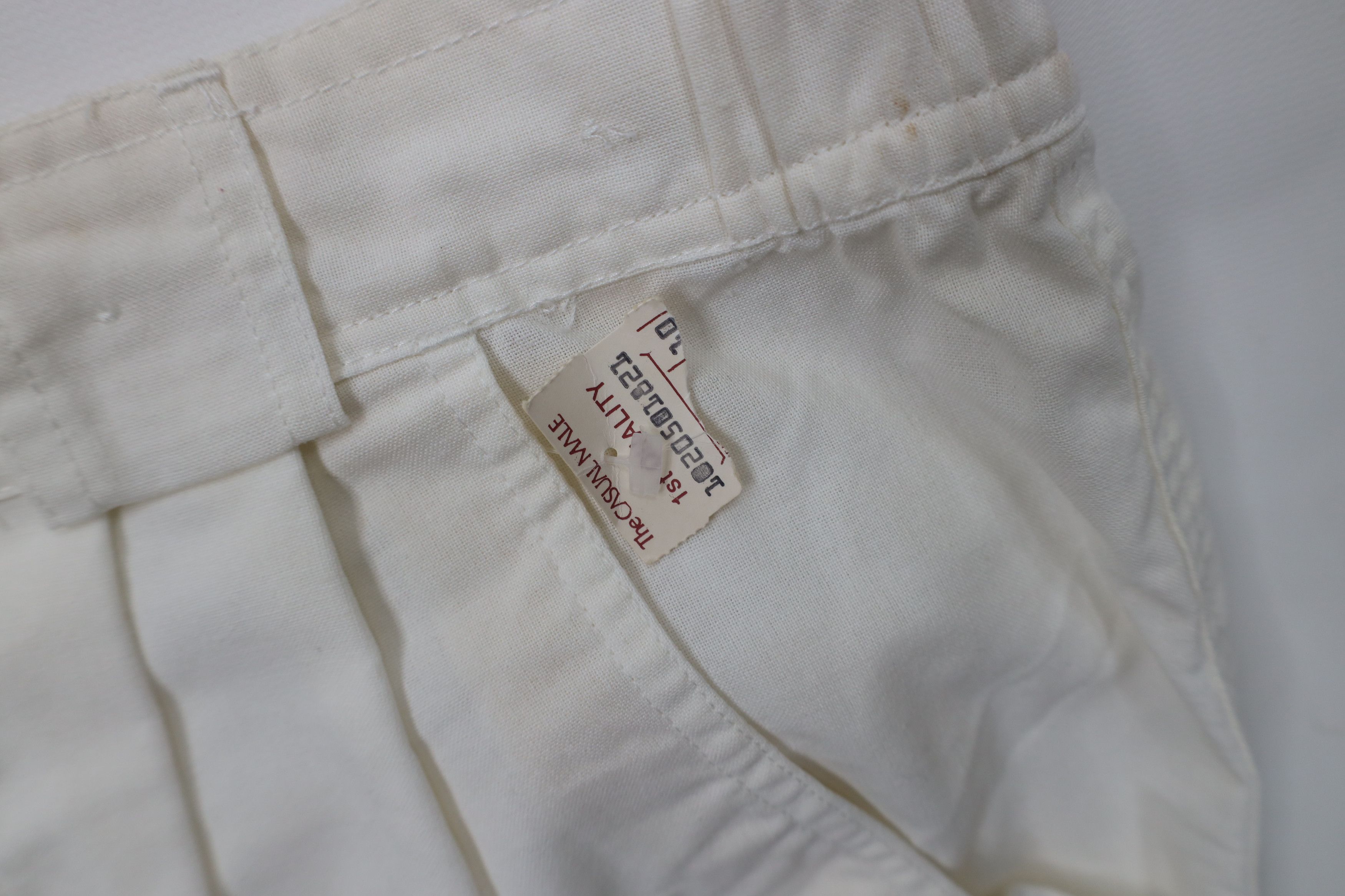 Vintage Deadstock Vintage 70s Streetwear Knee Pleated Shorts White Size US 44 / EU 60 - 6 Thumbnail