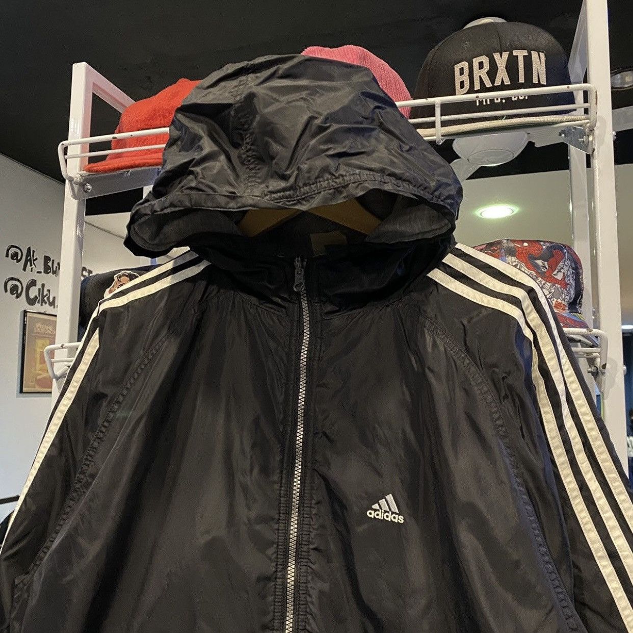 Adidas Vintage Adidas Reversible hoodie jackets Size US M / EU 48-50 / 2 - 5 Thumbnail