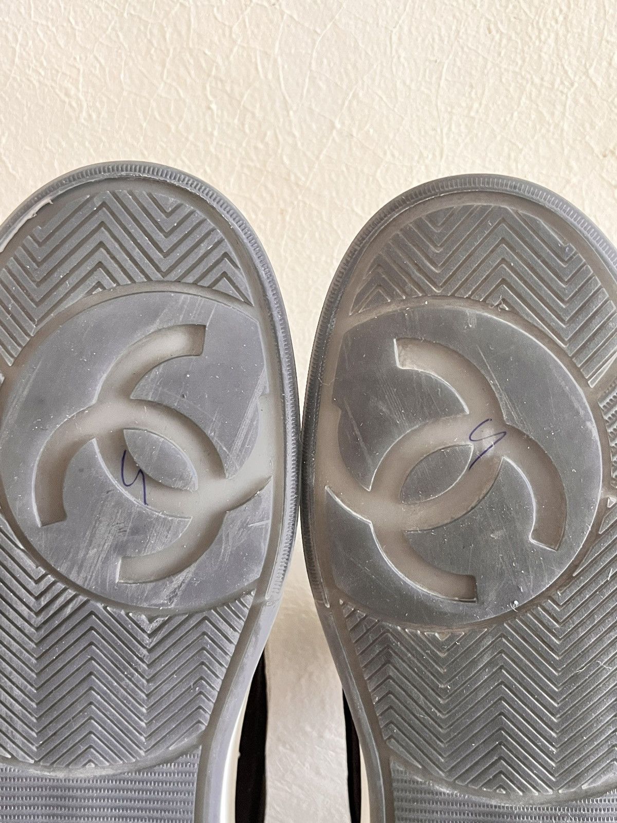 Chanel Chanel 2023 Interlocking CC Logo Sneakers Size US 12 / EU 45 - 17 Thumbnail