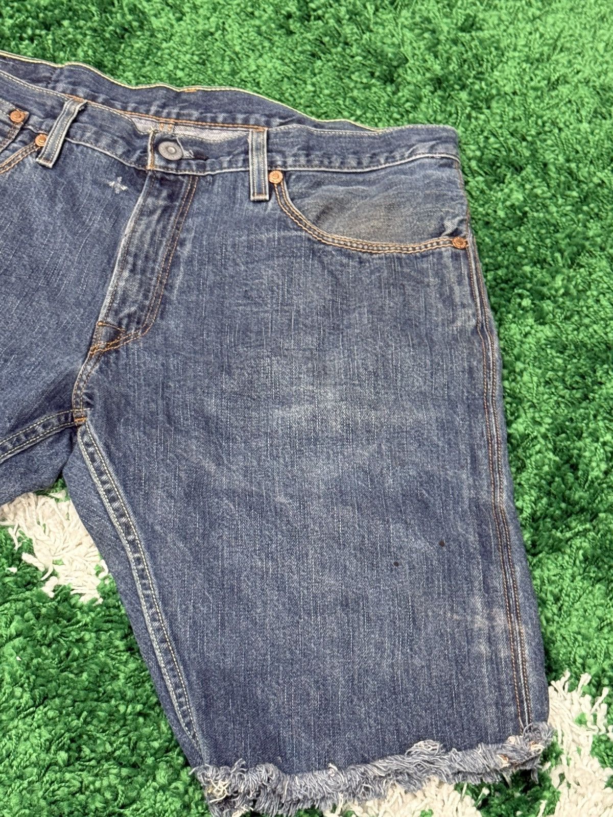 Levi's Levi's Denim Jean Shorts Raw Blue 514 36 x 32 Size US 36 / EU 52 - 5 Thumbnail