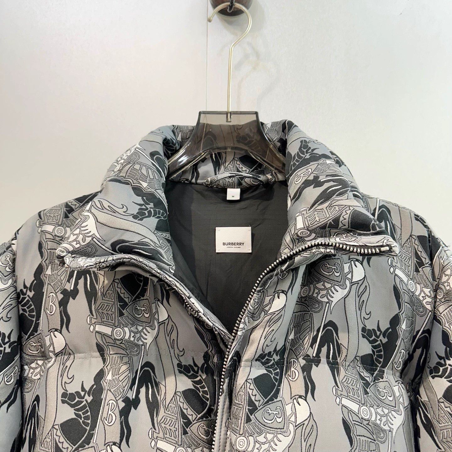 Burberry Burberry Florence down jacket M 99 new Size US M / EU 48-50 / 2 - 4 Thumbnail
