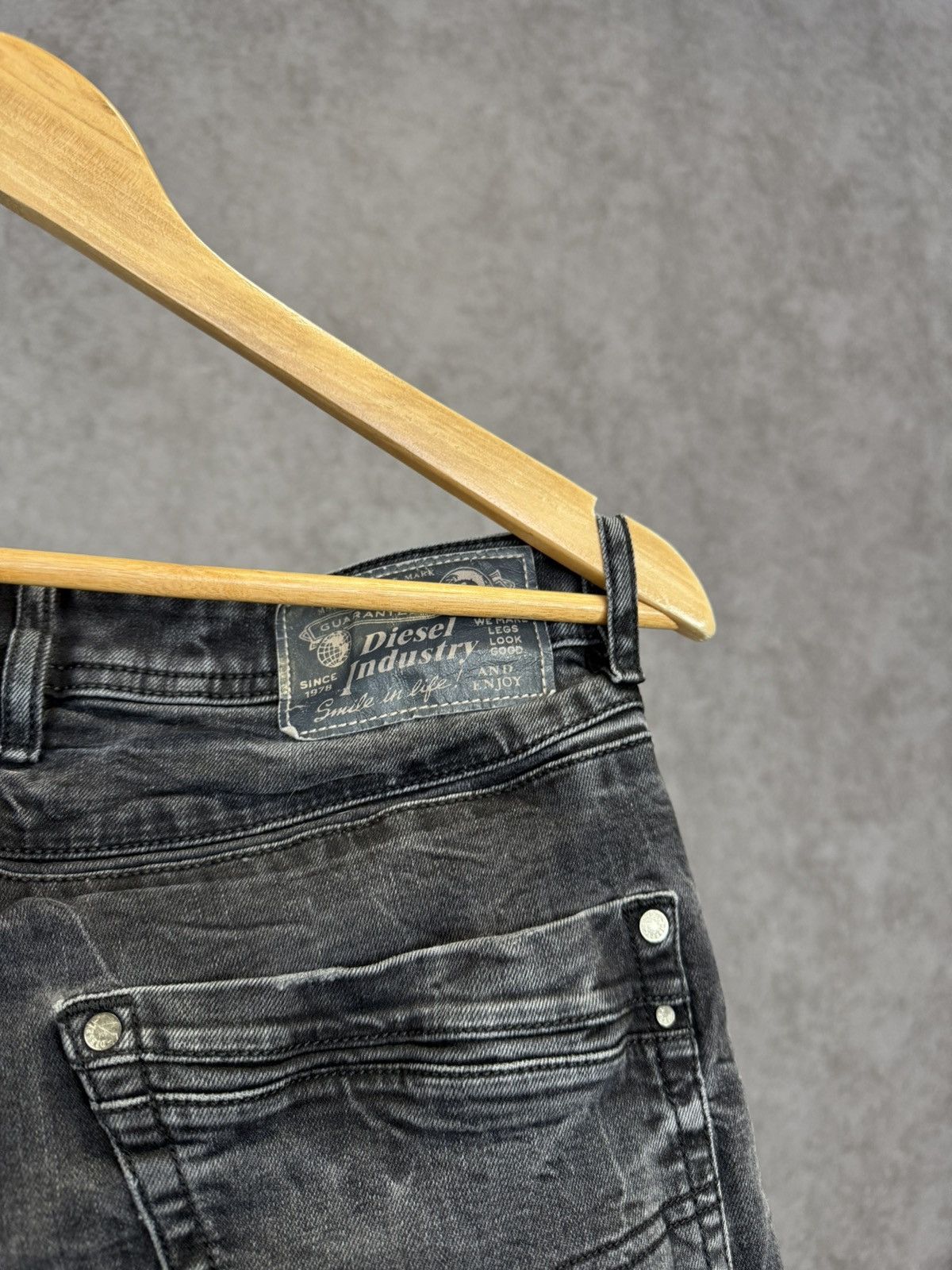 Diesel Diesel krayver designer distressed jeans Size US 32 / EU 48 - 8 Thumbnail