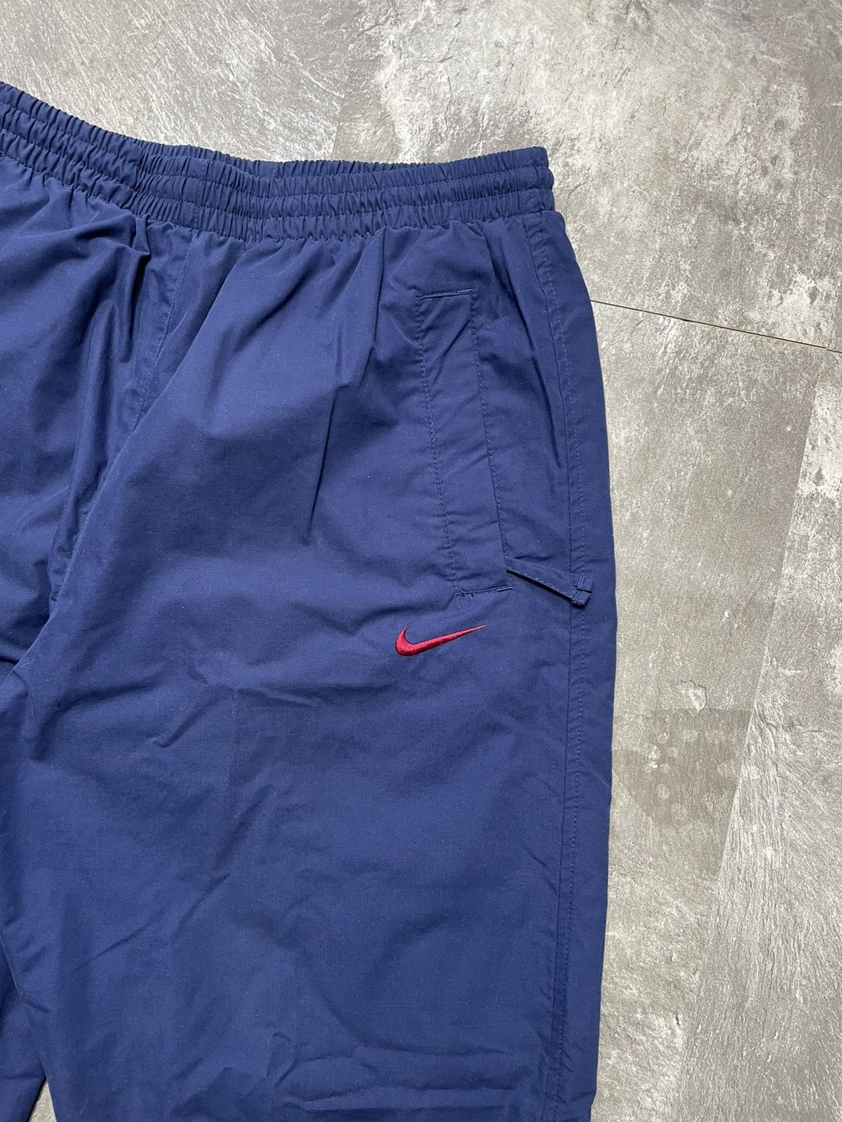 Nike Vintage Nike Nylon Track Pants Striped 2000s Joggers Swoosh Size US 34 / EU 50 - 3 Thumbnail