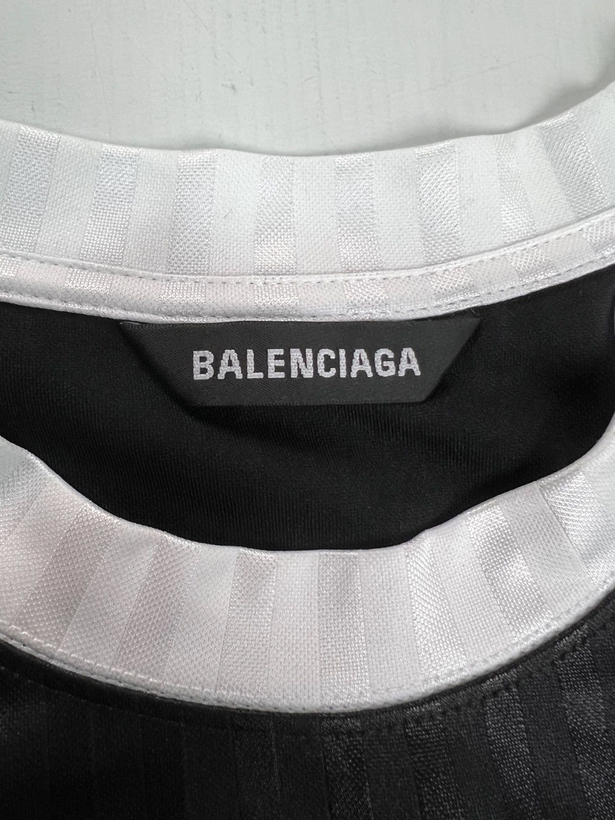 Balenciaga BALENCIAGA SS22 RUNWAY SOCCER HOOD SCARF BLACK Size ONE SIZE - 3 Thumbnail