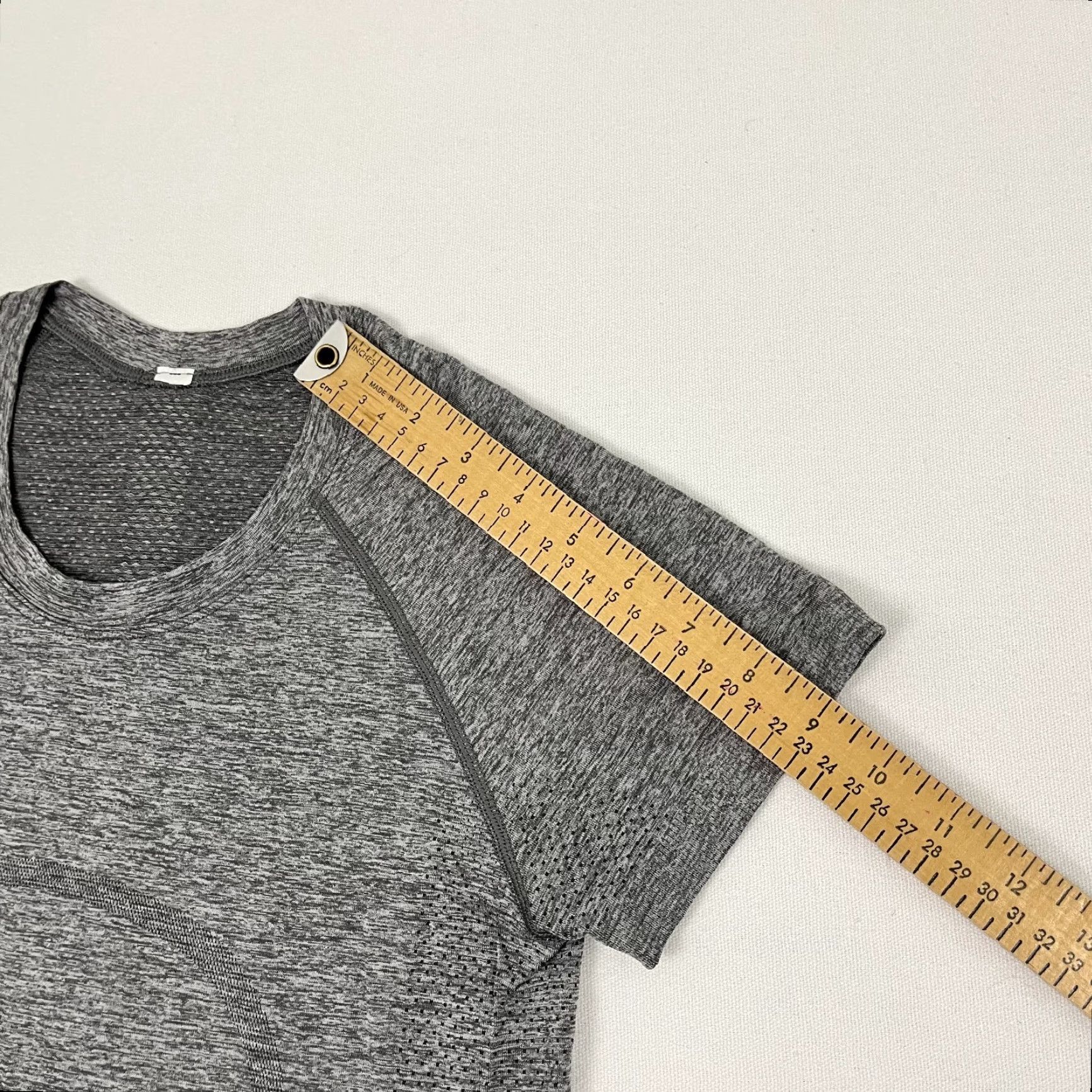 Lululemon Lululemon Swiftly Tech Shirt Size 6 Gray Active Fitness Gym Short Sleeve Sports Womens Size M / US 6-8 / IT 42-44 - 7 Thumbnail