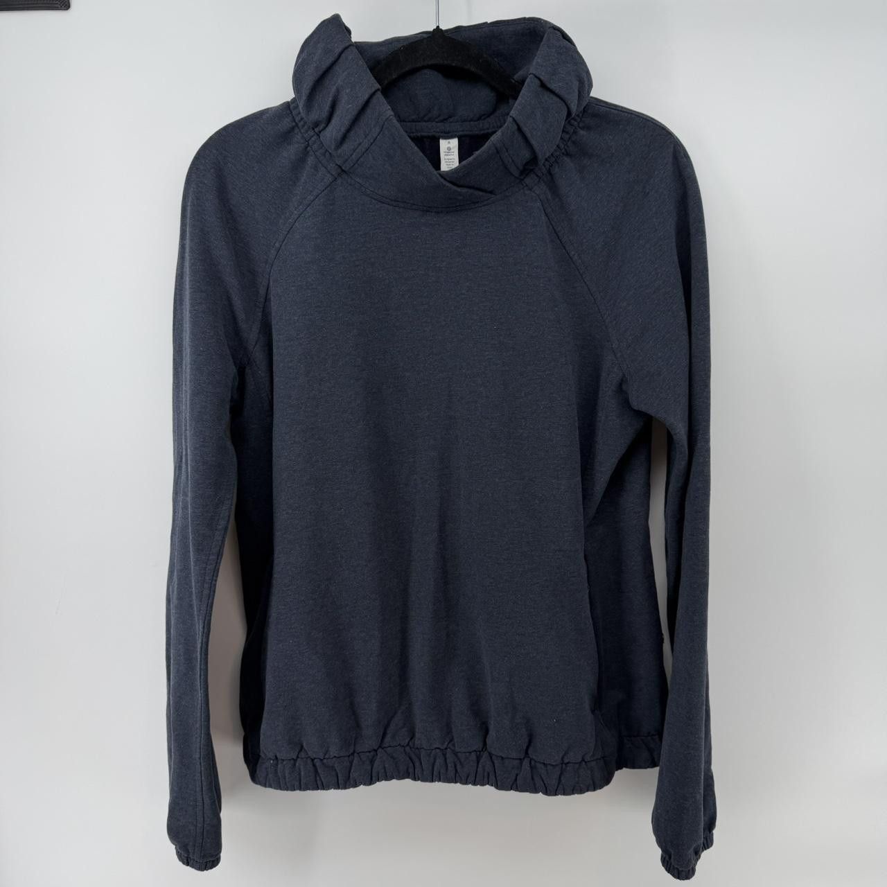 Lululemon Lululemon Women’s Hoodie Pullover Size 8 Sweatshirt Size M / US 6-8 / IT 42-44 - 1 Thumbnail