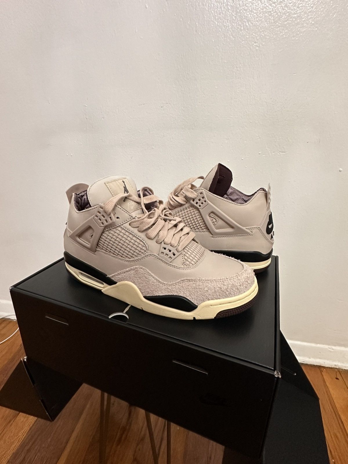 A Ma Maniere × Jordan Brand Jordan 4 A Ma Maniere While You Were Sleeping Size US 10 / EU 43 - 2 Thumbnail