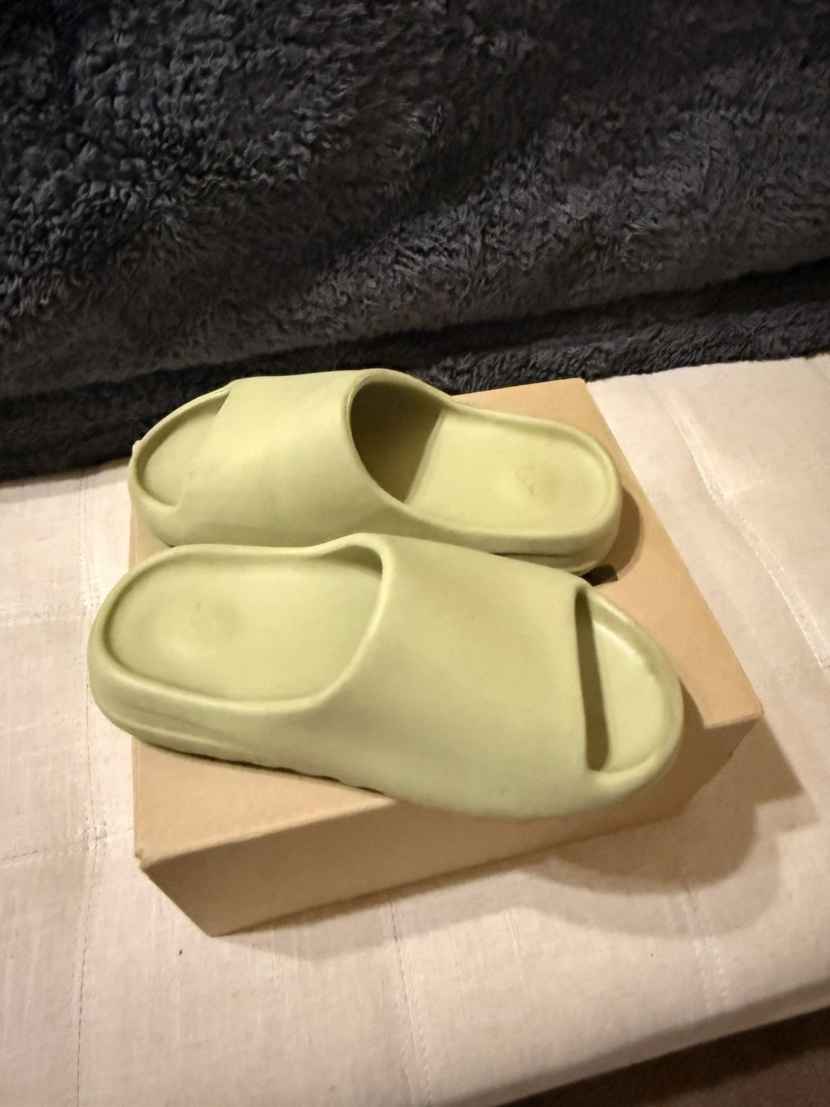 Yeezy Yeezy Slide – Unisex – Authentic – Resin Size US 6 / EU 39 - 7 Thumbnail