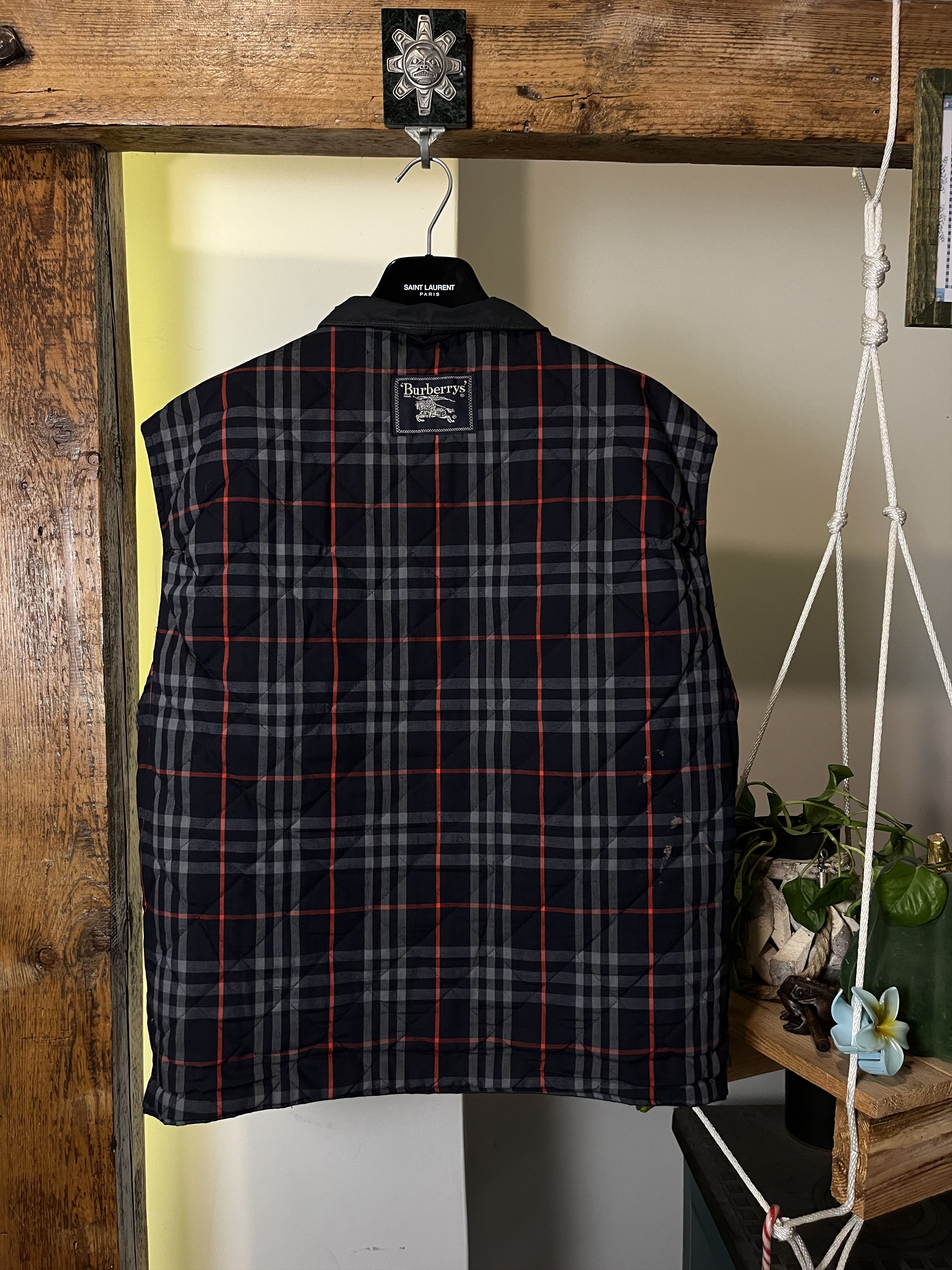 Burberry × Vintage Vintage 90s Burberrys Reversible Vest Jacket Navy Checked Size US L / EU 52-54 / 3 - 3 Thumbnail