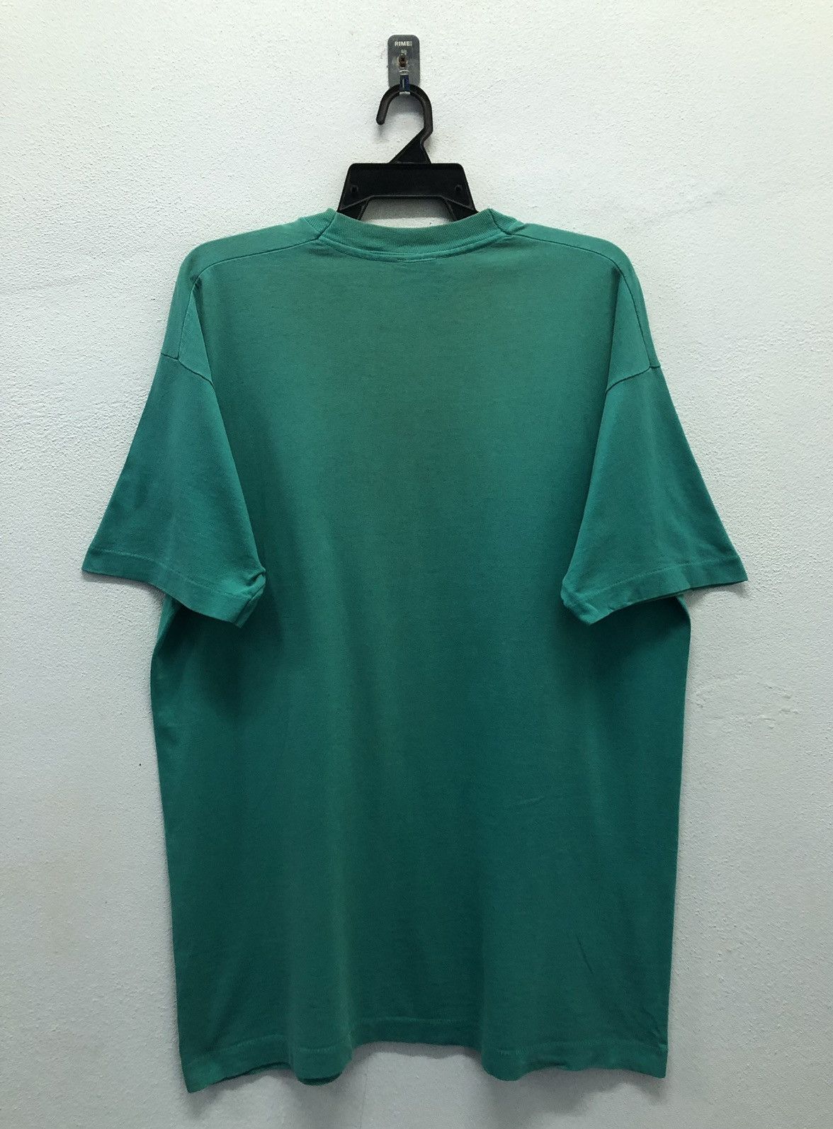 Vintage Vintage 1994 The Miami Herald Front Dages Made In Usa TShirt Size US XL / EU 56 / 4 - 2 Thumbnail