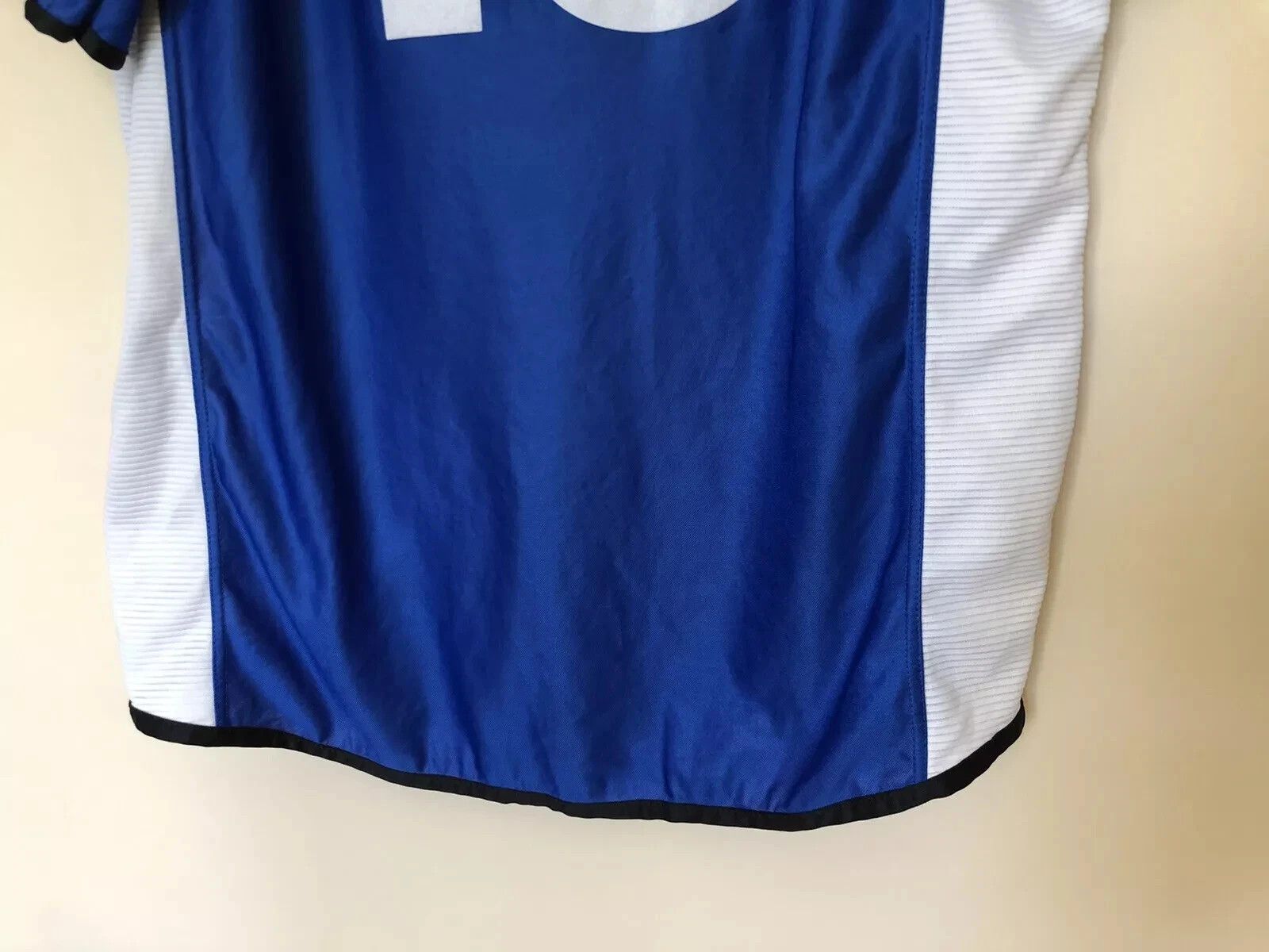 Vintage VINTAGE KARLSRUHER 2002 2004 HOME FOOTBALL JERSEY SHIRT Size US L / EU 52-54 / 3 - 8 Thumbnail