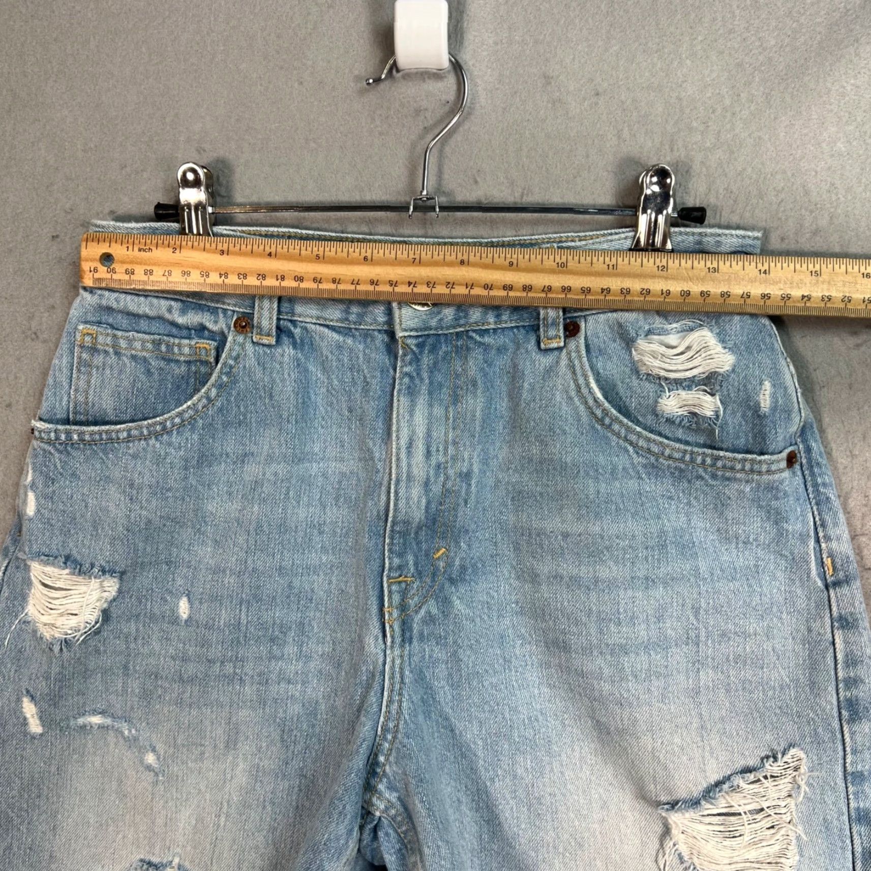 Vintage Pull & Bear Womens Shorts Size 6 Distressed Denim Blue Size 28" / US 6 / IT 42 - 5 Thumbnail