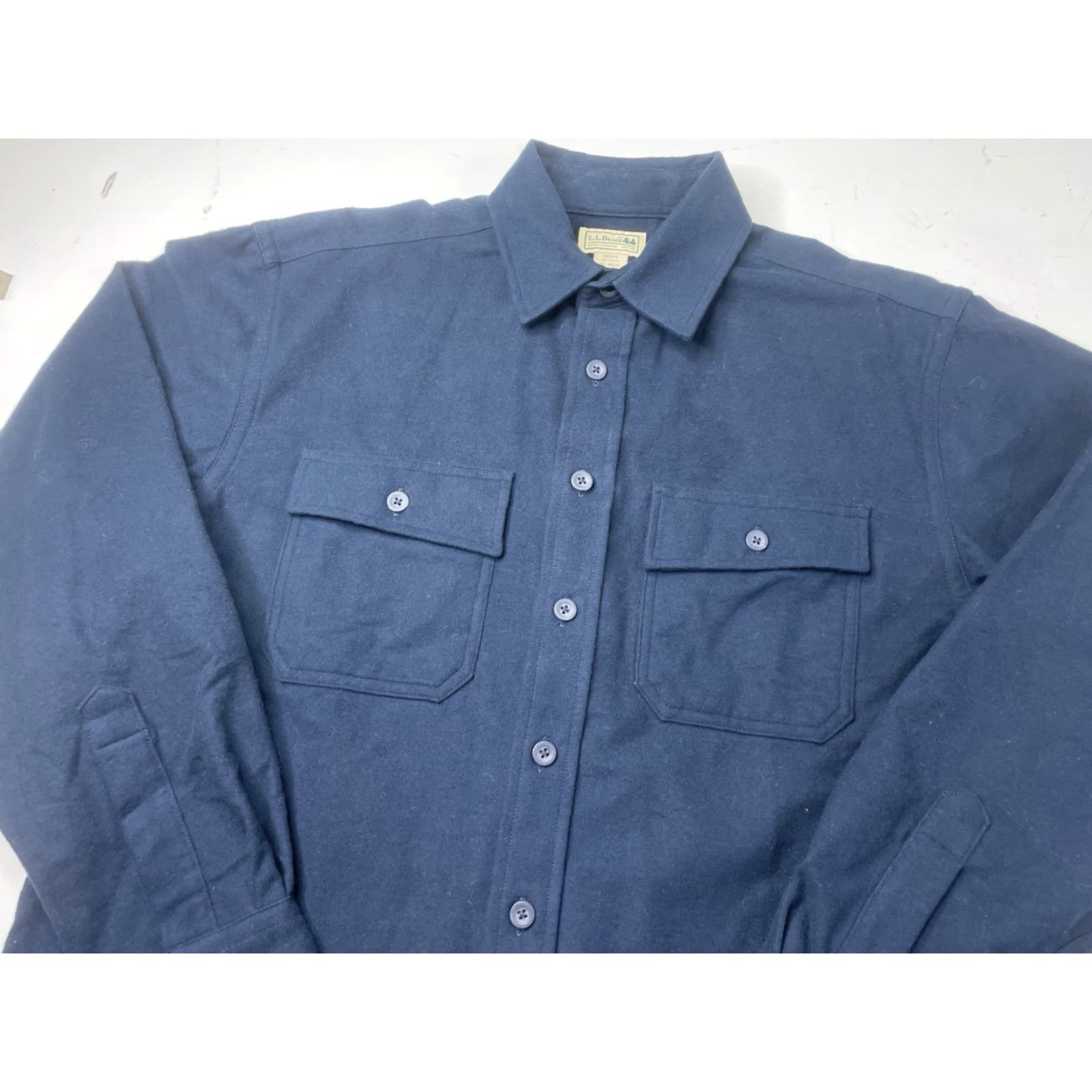 Vintage LL Bean Shirt Mens Medium Navy Blue Chamois Flannel Long Sleeve Button Down Size US M / EU 48-50 / 2 - 2 Thumbnail