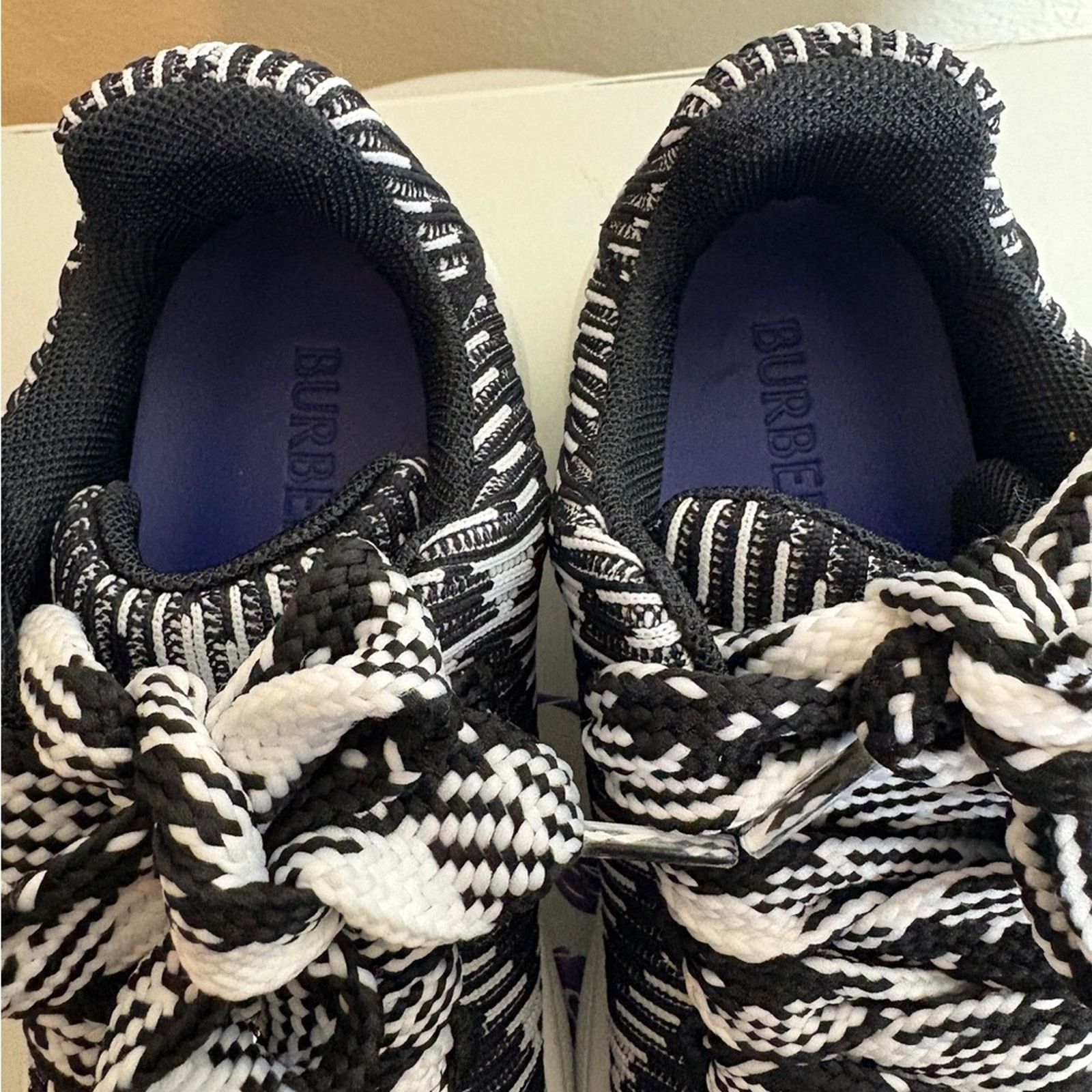 Burberry Burberry Box Check Knit Low-Top Sneakers 37 Size US 7 / IT 37 - 8 Thumbnail