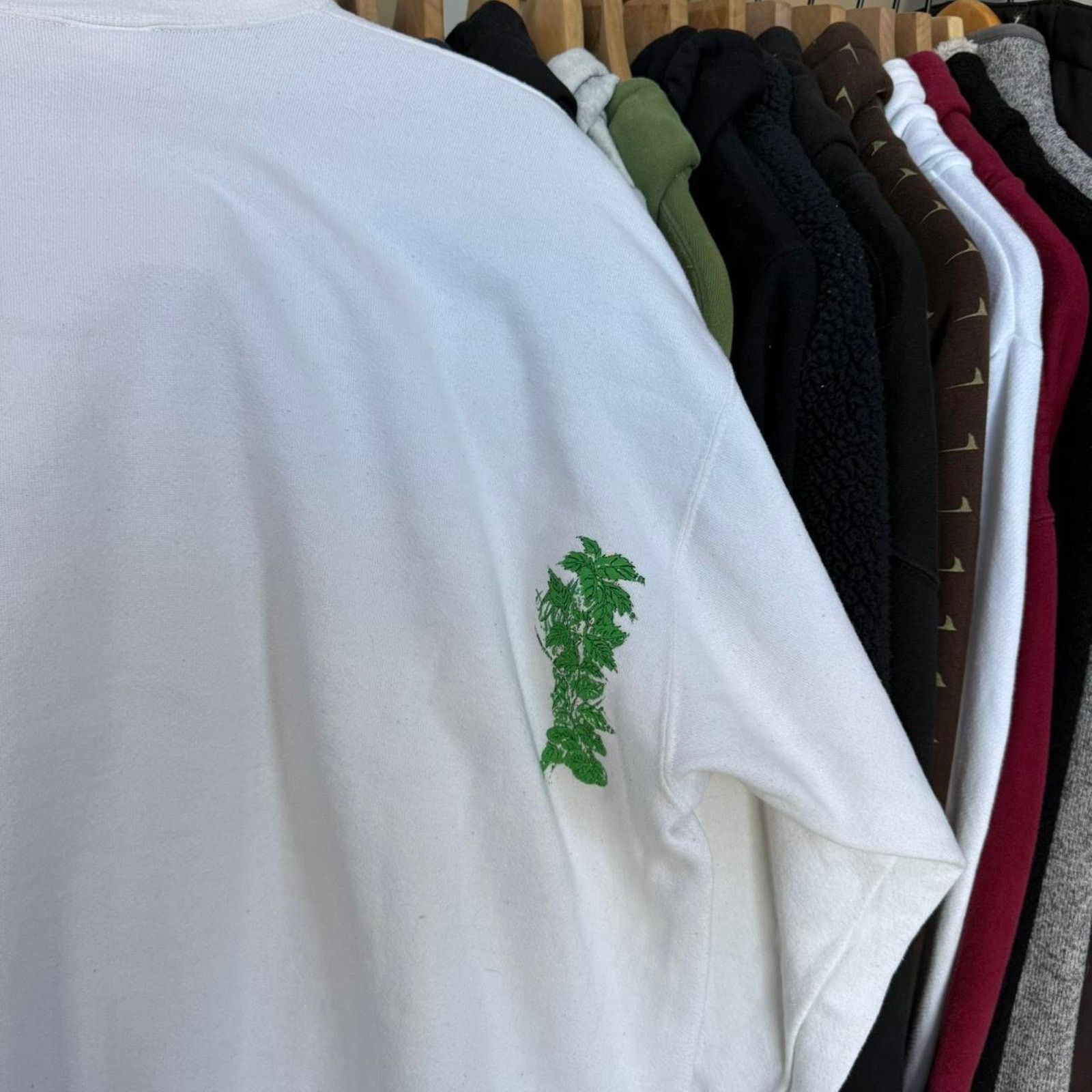 Other Vintage 90s Fishing Nature Sweatshirt White Size US XXL / EU 58 / 5 - 8 Thumbnail
