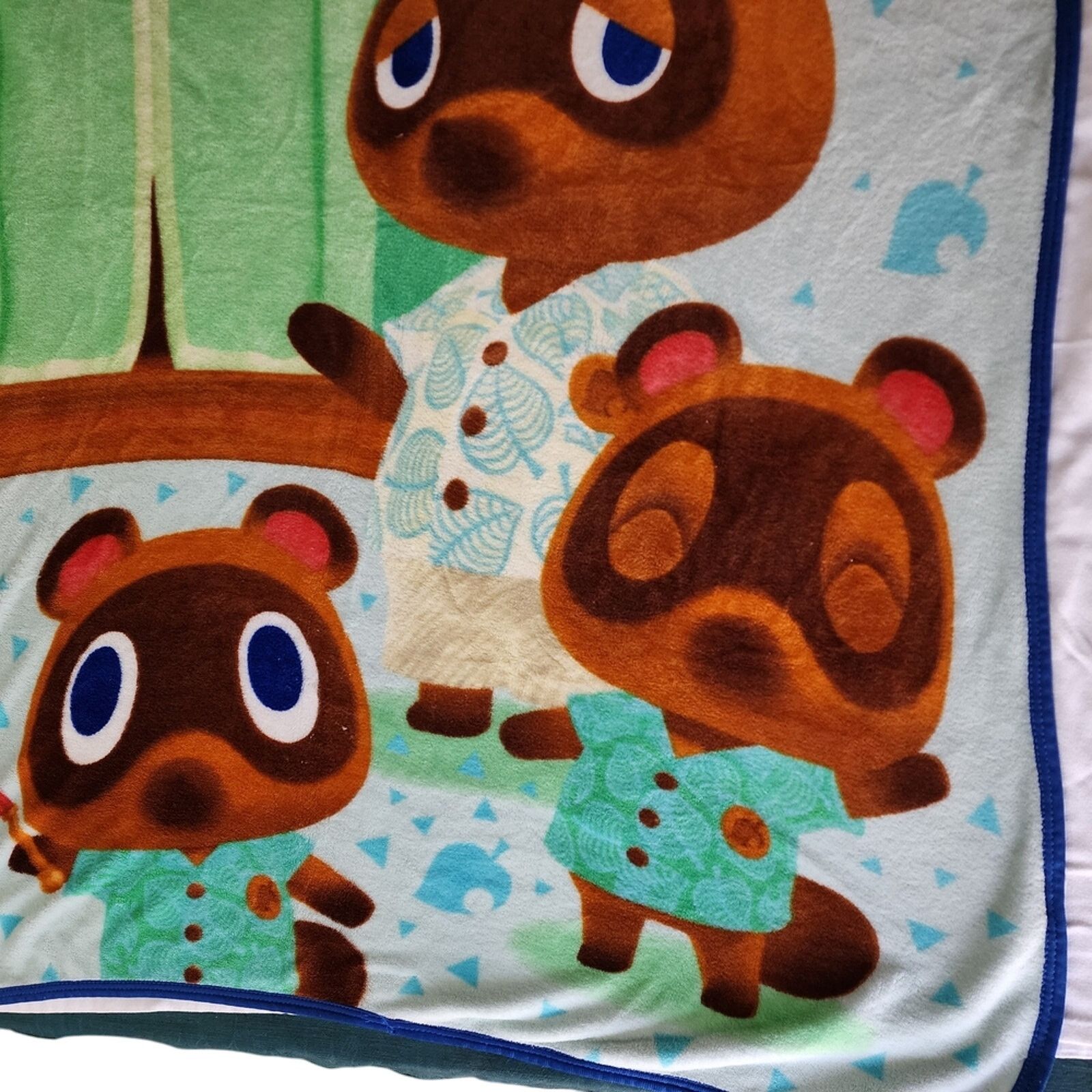 Nintendo Nintendo Animal Crossings Blanket - Green and Brown Size ONE SIZE - 2 Thumbnail
