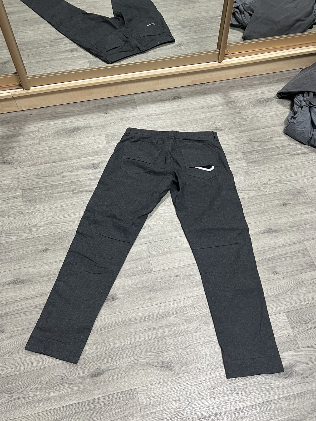 Arc'teryx Arcteryx men’s reflective pants size 36 Size US 36 / EU 52 - 8 Thumbnail
