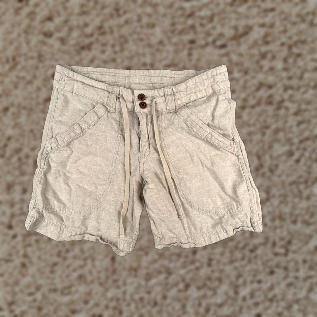 Patagonia Patagonia Shorts Women 4 Beige Hemp Cotton Blend Cargo Hiking Camp Beach 28x7 Cargo Pocket Zipper Logo Investigate? Size 27" / US 4 / IT 40 - 1 Thumbnail