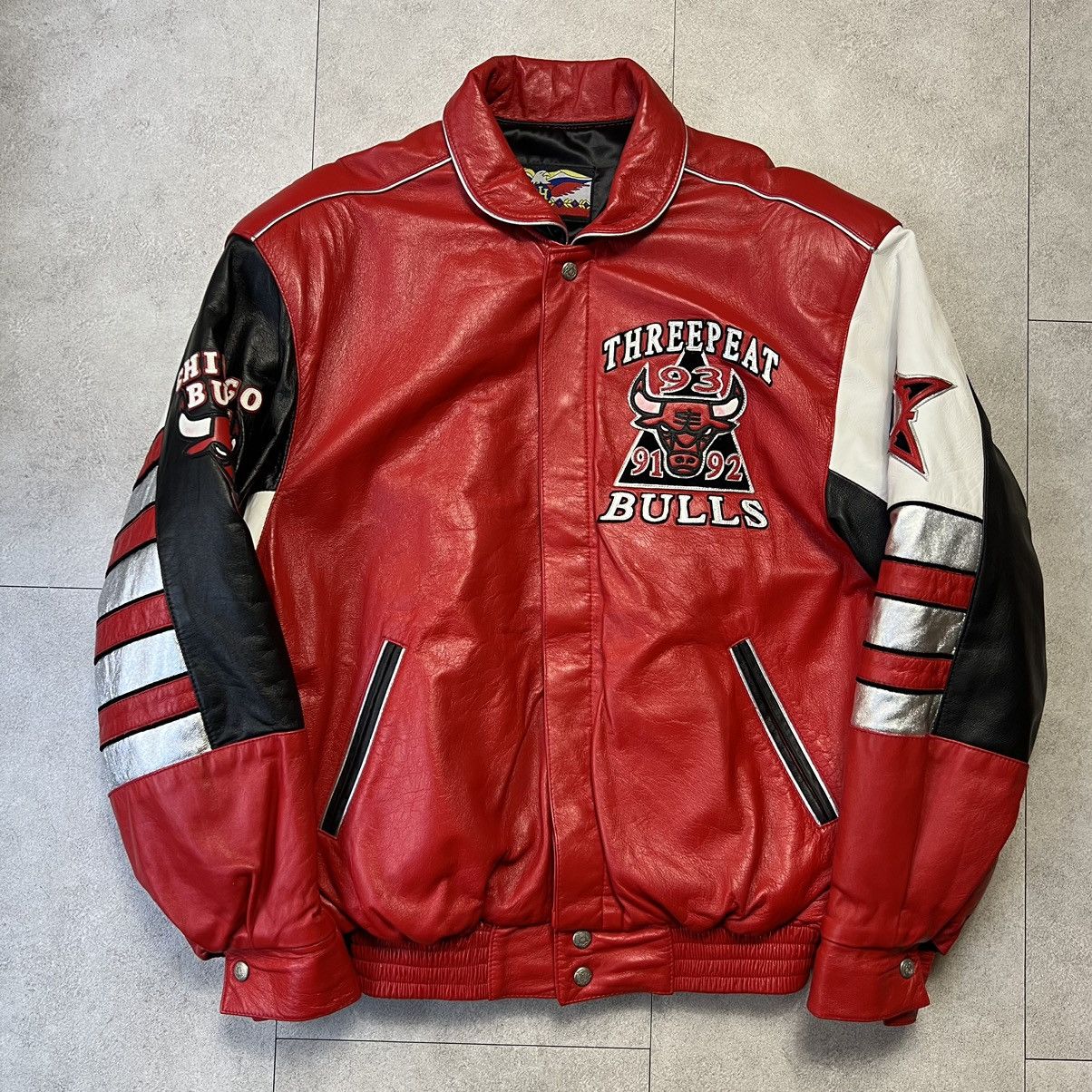 Jeff Hamilton × NBA DS Jeff Hamilton NBA Bulls 3 Three Peat Leather Jacket Size US L / EU 52-54 / 3 - 3 Thumbnail