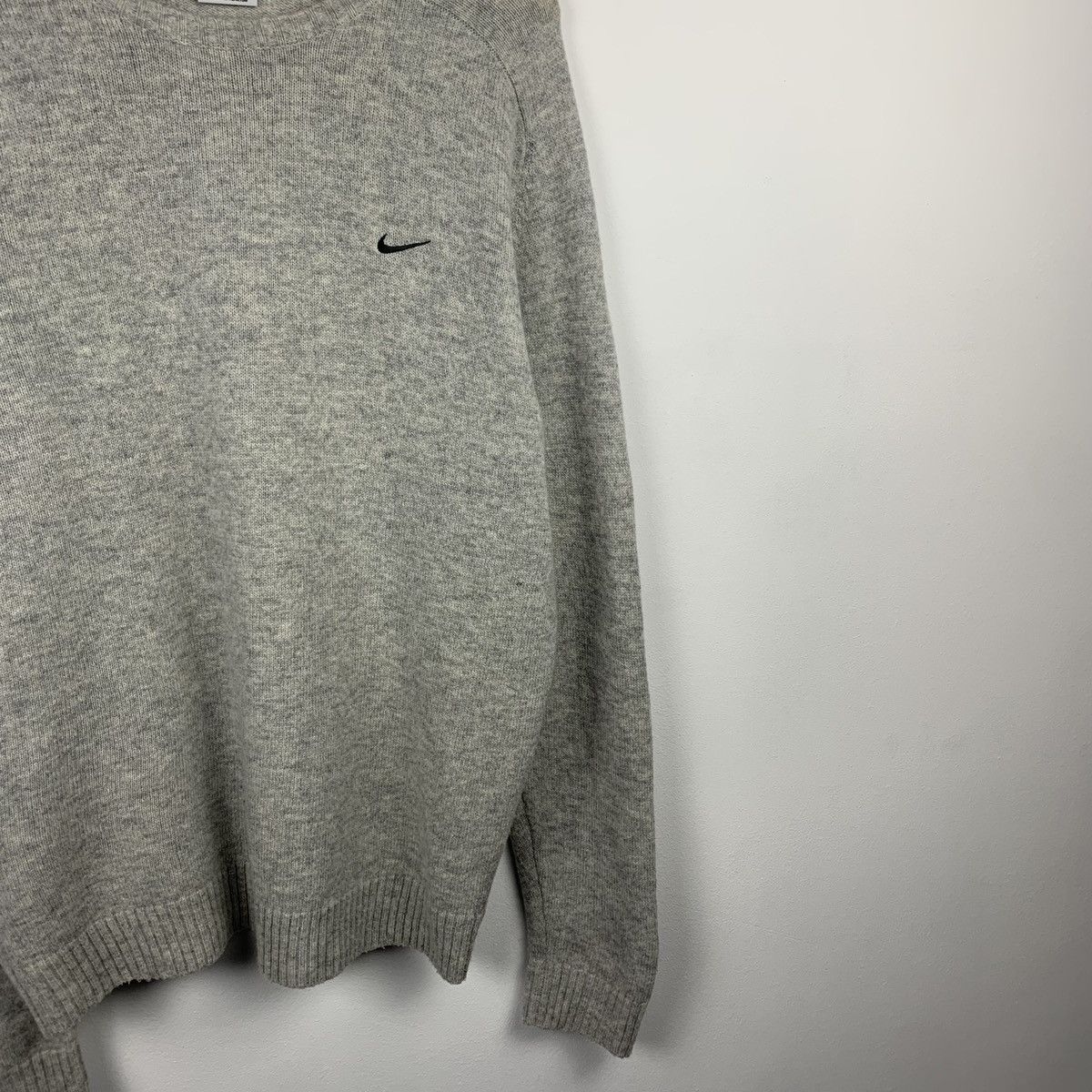 Nike Vintage Nike Swoosh Wool Sweater Gray Size XL Long Sleeve Size US XL / EU 56 / 4 - 5 Thumbnail