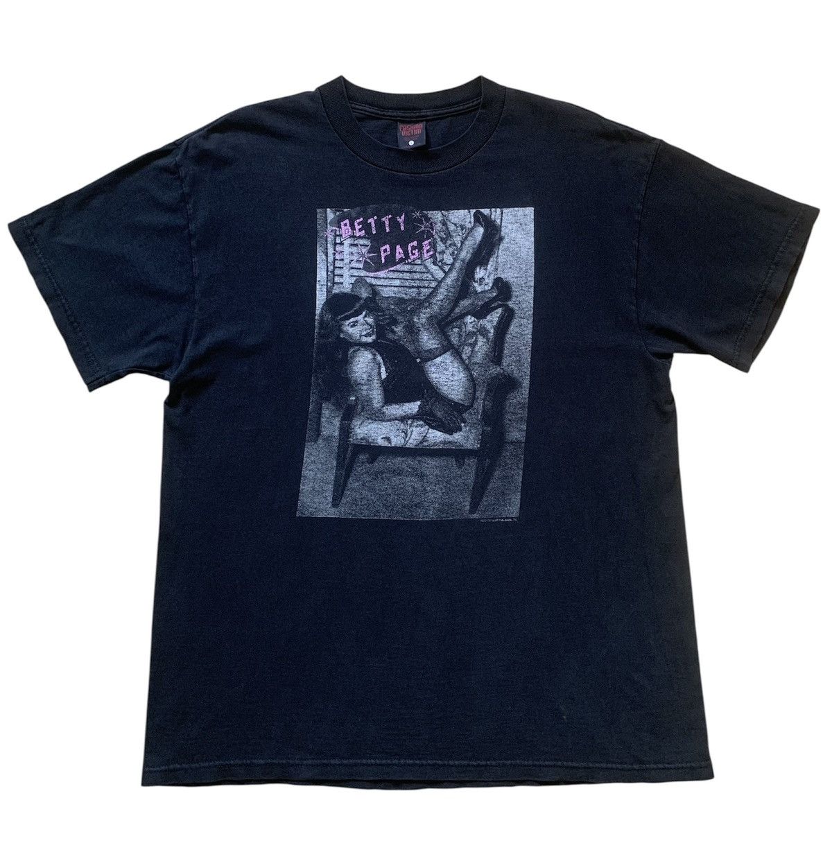 Fashion Victim Vintage 90’s Betty Page x Fashion Victim T Shirt Size US L / EU 52-54 / 3 - 1 Thumbnail