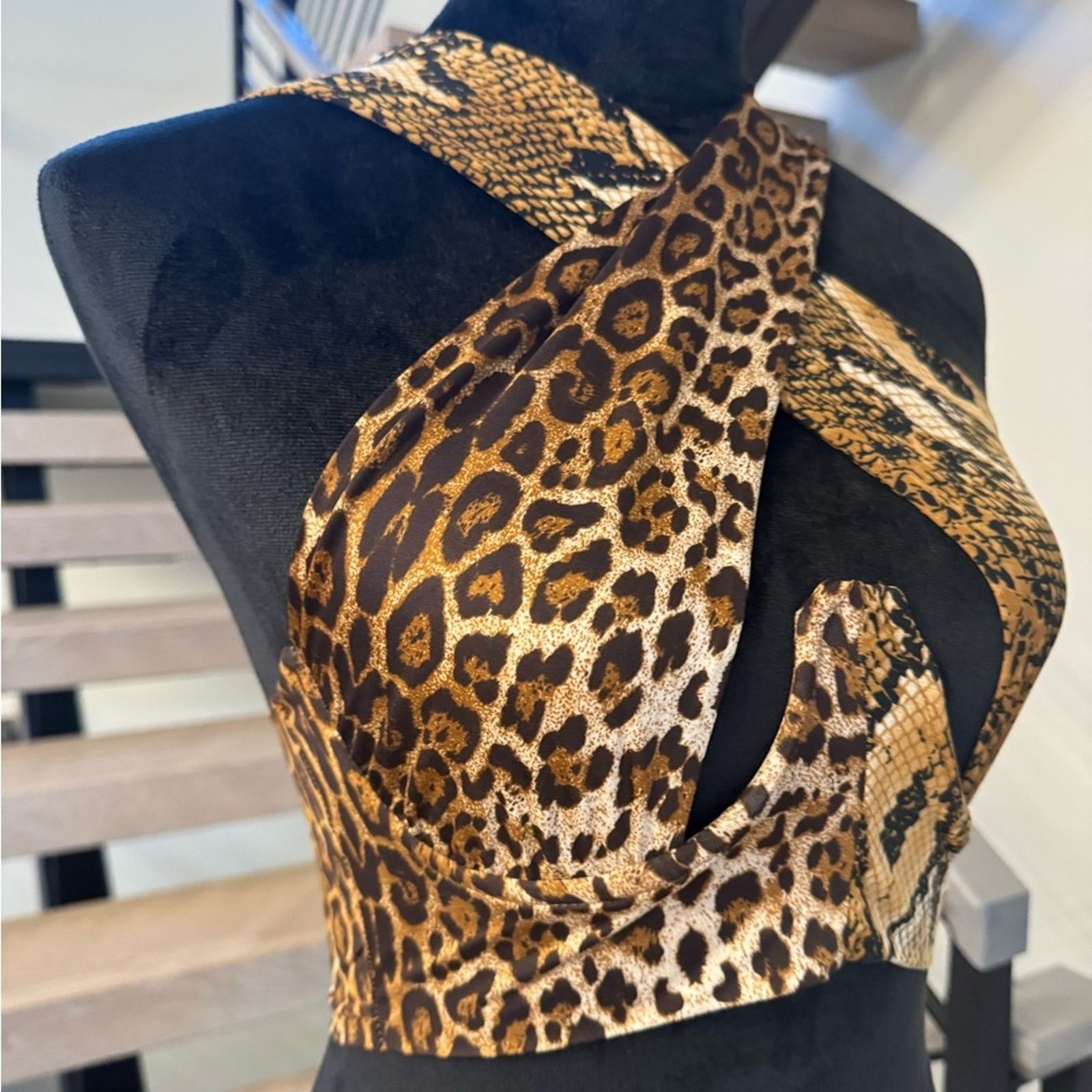 Other New Leopard Print Cross Halter Top size XS Size S / US 4 / IT 40 - 3 Thumbnail