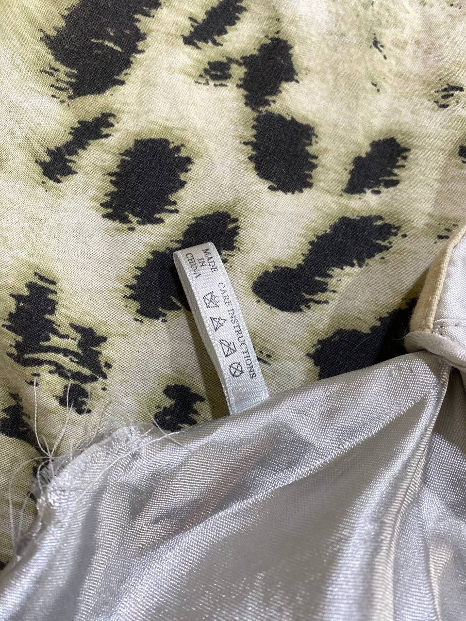 Dior Dior cosmetic small bag metallic logo pouch parfums Size ONE SIZE - 4 Thumbnail