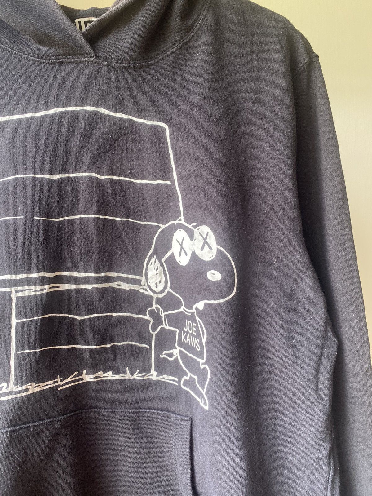 Japanese Brand × Kaws × Peanuts RARE☠️ UNIQLO X KAWS X PEANUTS PULLOVER HOODIE JAPAN Size US L / EU 52-54 / 3 - 5 Thumbnail