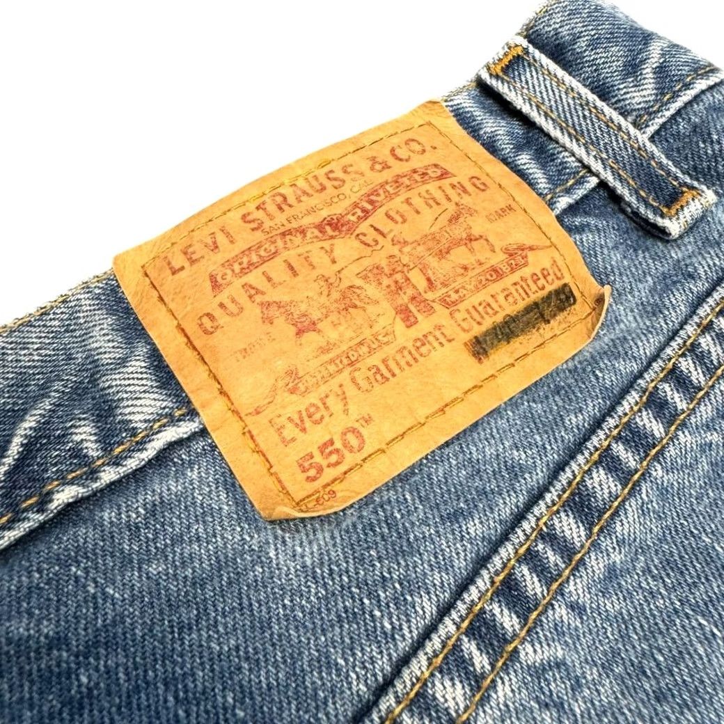 Levi's VINTAGE Levi's Jeans 550 Men's 38x30 Relaxed Medium Wash Highrise Denim Straight Wool? No, ignore. Size US 38 / EU 54 - 4 Thumbnail