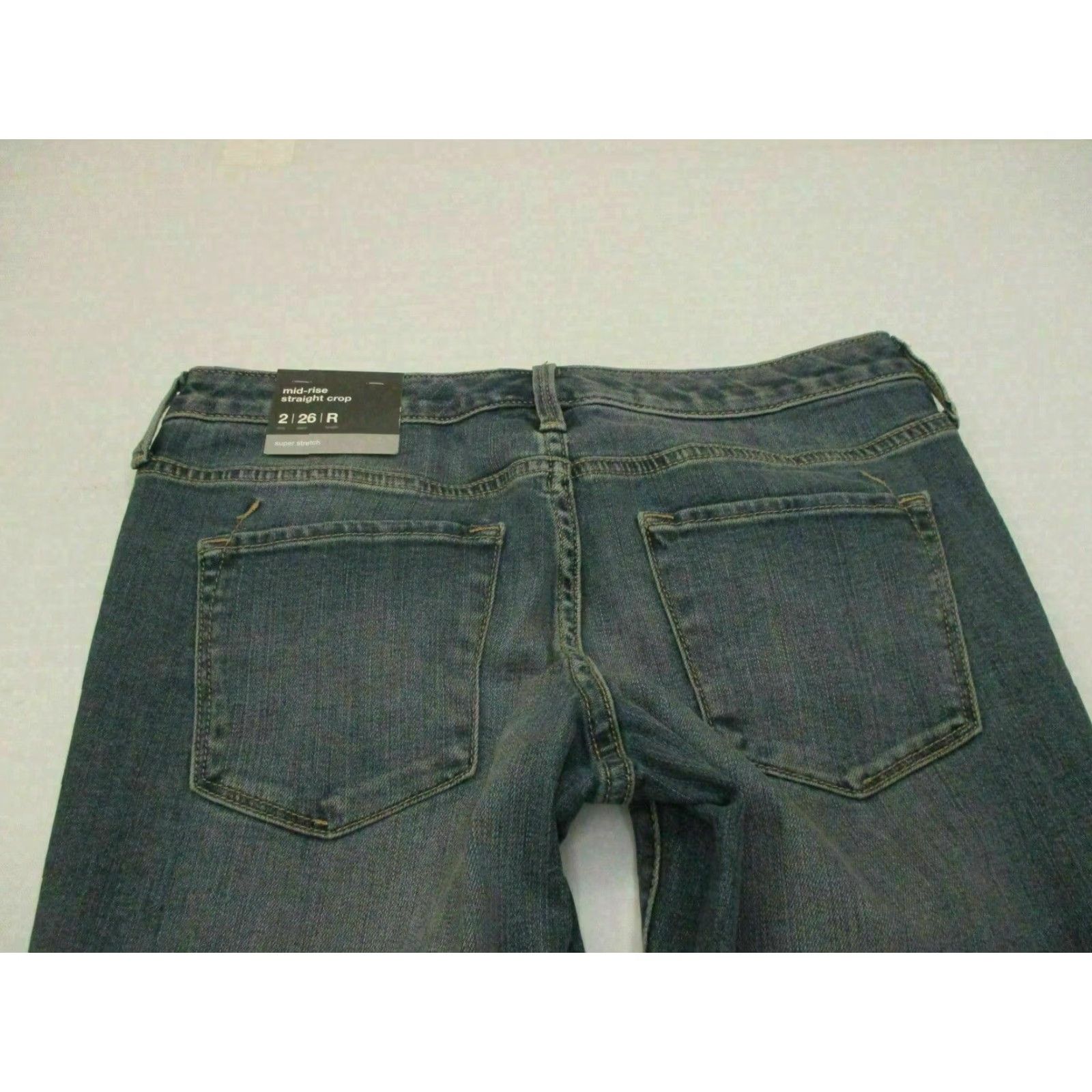Mossimo MOSSIMO Women's Capri Jeans Shorts Flat Front Blue Size 2 Regular Capris Solid Denim Womens Size 26" / US 2 / IT 38 - 4 Thumbnail