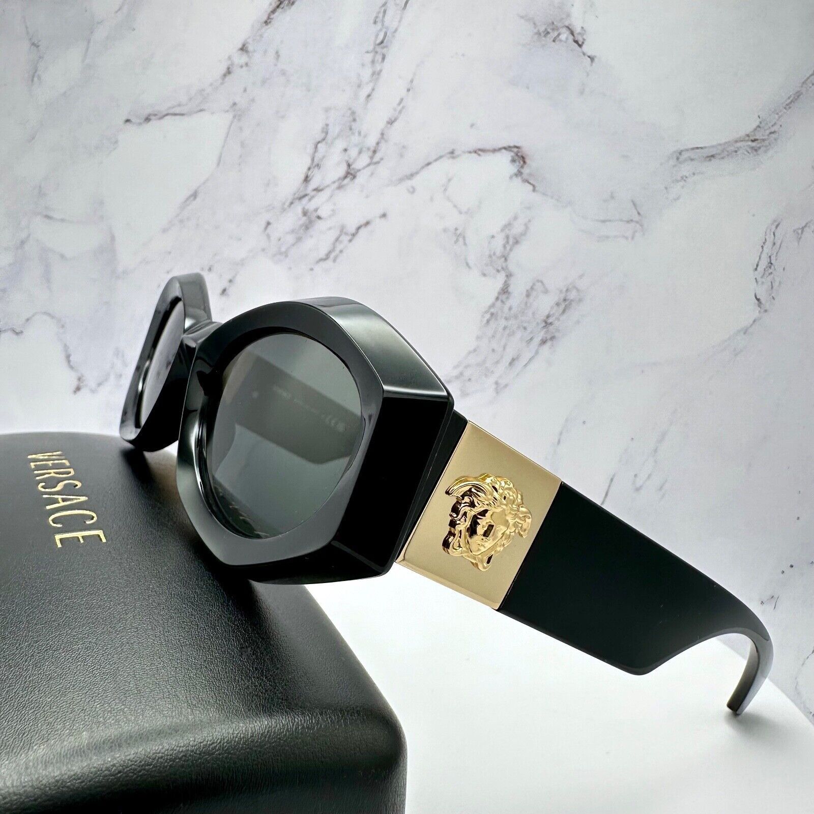 Versace New Versace Sunglasses Black Gold Medusa Plaque Oval Italy Size ONE SIZE - 13 Thumbnail