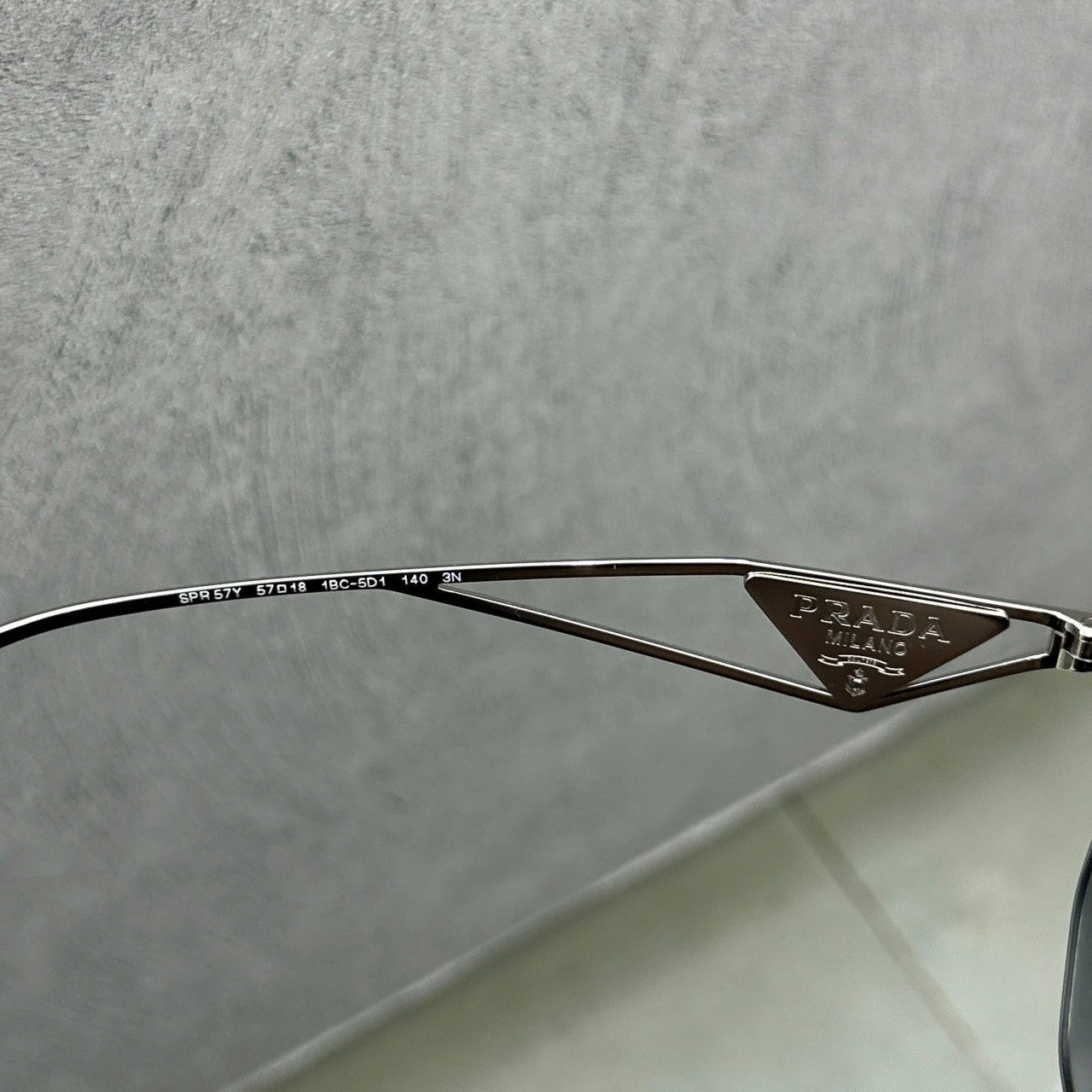 Prada PRADA 0PR 57YS 1BC5D1 SUNGLASSES Size ONE SIZE - 10 Thumbnail