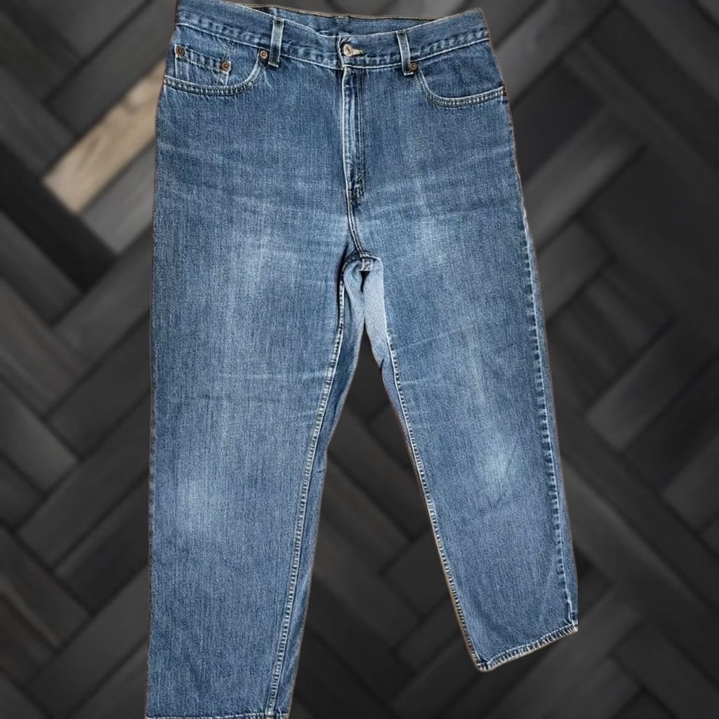 Levi's VINTAGE Levi's 577 Jeans Womens 16 M MIS (34x31) Loose Fit Lower Rise Baggy USA MADE Denim 100% Cotton Jeans Womens Mens? Size 38" / US 16 / IT 52 - 1 Thumbnail