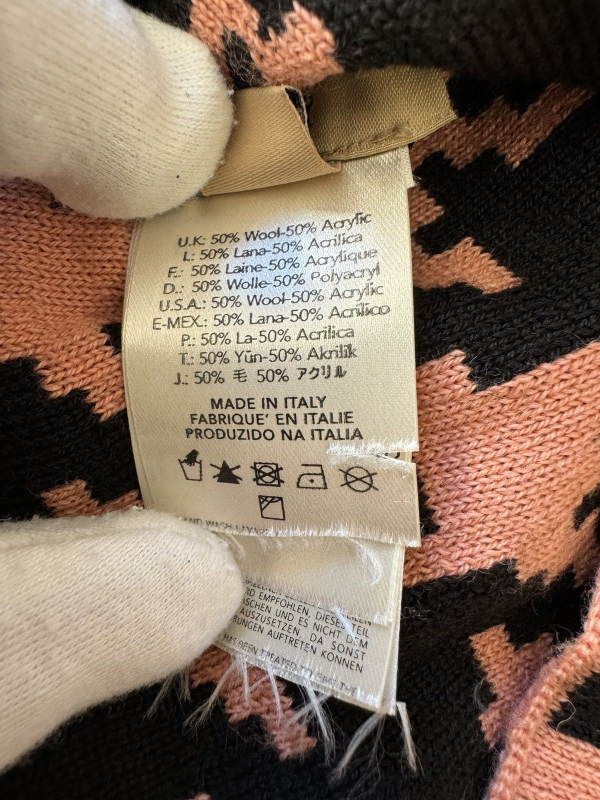 John Galliano JOHN GALLIANO Saumon Neck Warmer Size ONE SIZE - 5 Thumbnail