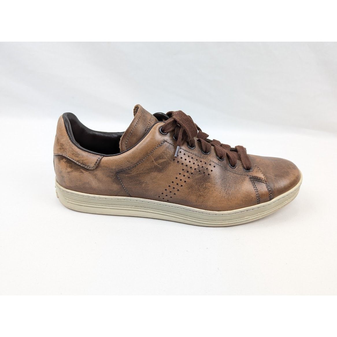 o1rshd1 CC20 Leather Warwick Low Top Sneakers in Brown