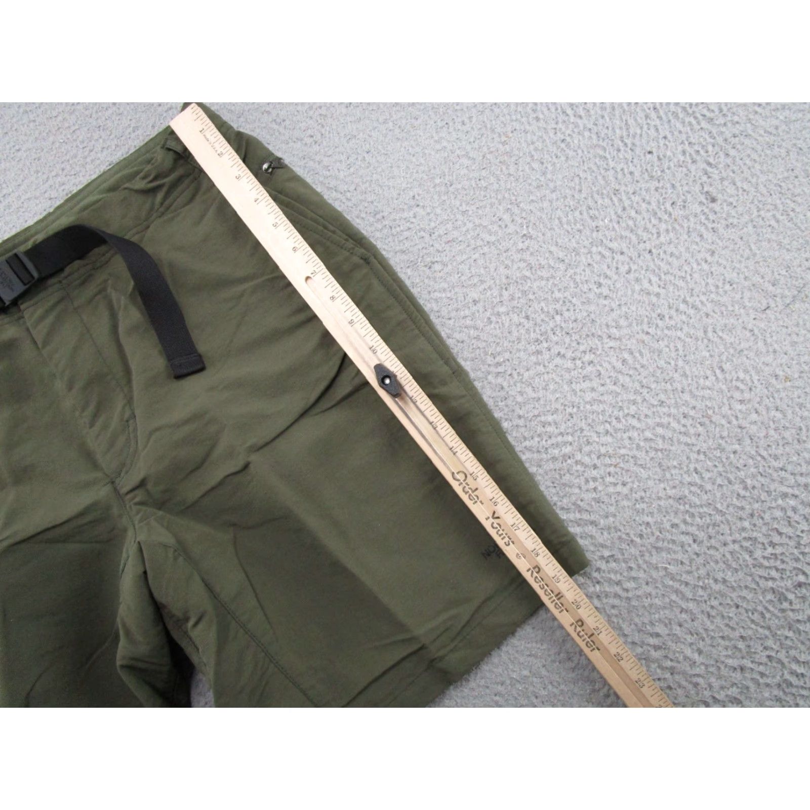The North Face The North Face Shorts Mens Regular Fit Cargo Belted Army Green Navy Nylon Polyester Quick Dry Pockets Front Zipper 38 Mens Size US 38 / EU 54 - 5 Thumbnail