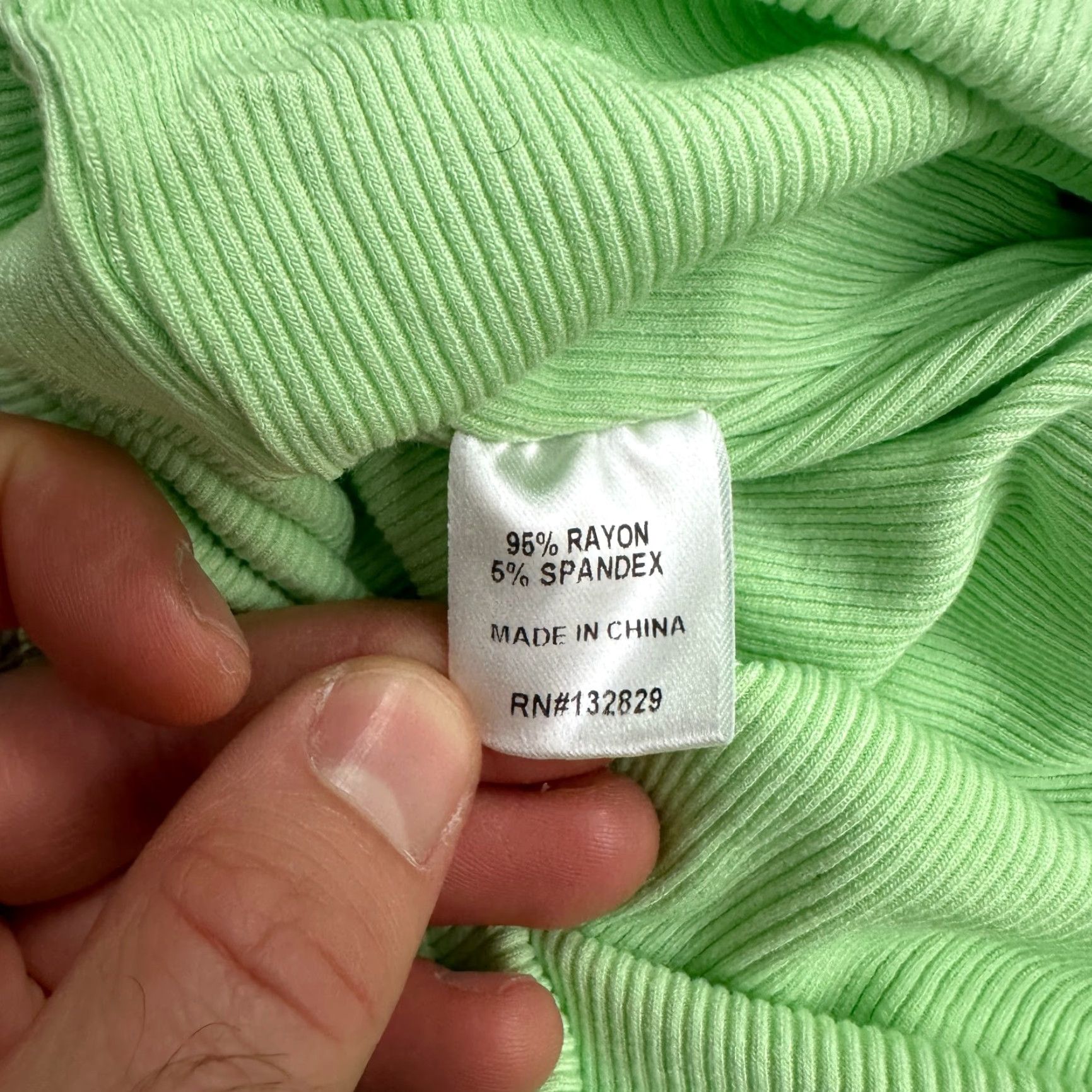 superdown Super Down Top Cropped Womens Medium Apple Green Off Shoulder Long Sleeve Knit Size M / US 6-8 / IT 42-44 - 4 Thumbnail