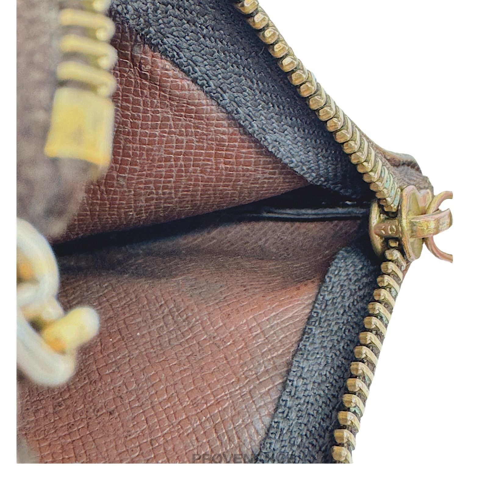 Louis Vuitton 🔴 Louis Vuitton Key Pouch Cles - Monogram Size ONE SIZE - 8 Thumbnail